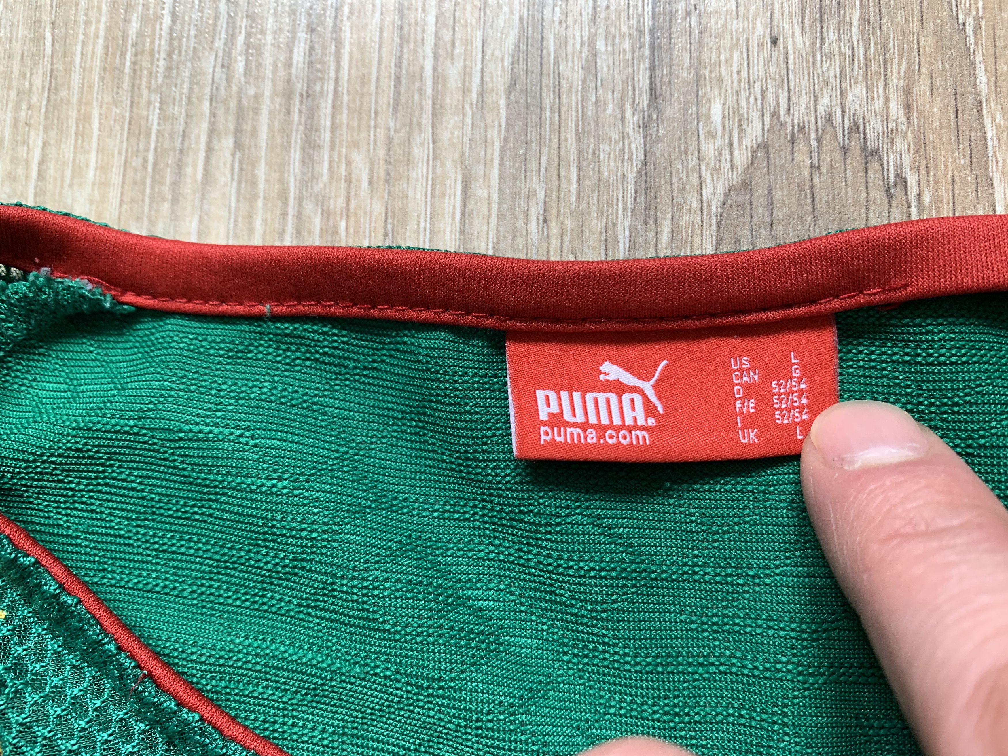 Puma × Vintage Vintage Puma Camerron Home Shirt 2009 2011 Size US L / EU 52-54 / 3 - 7 Thumbnail