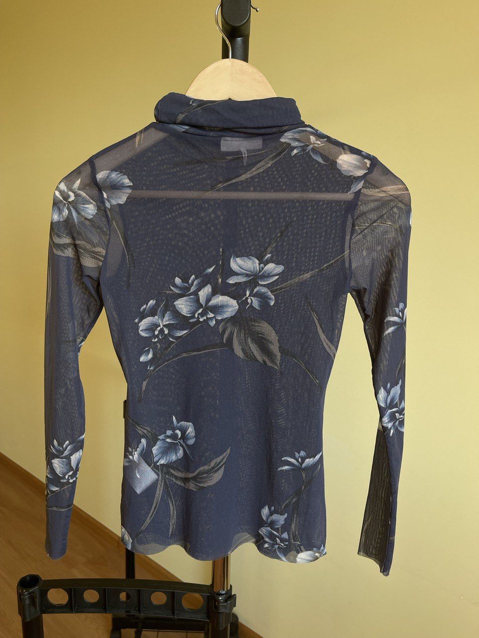Ganni Ganni Etsu Mesh Floral Print Long Sleeve Rollneck Top Size XS / US 0-2 / IT 36-38 - 2 Thumbnail