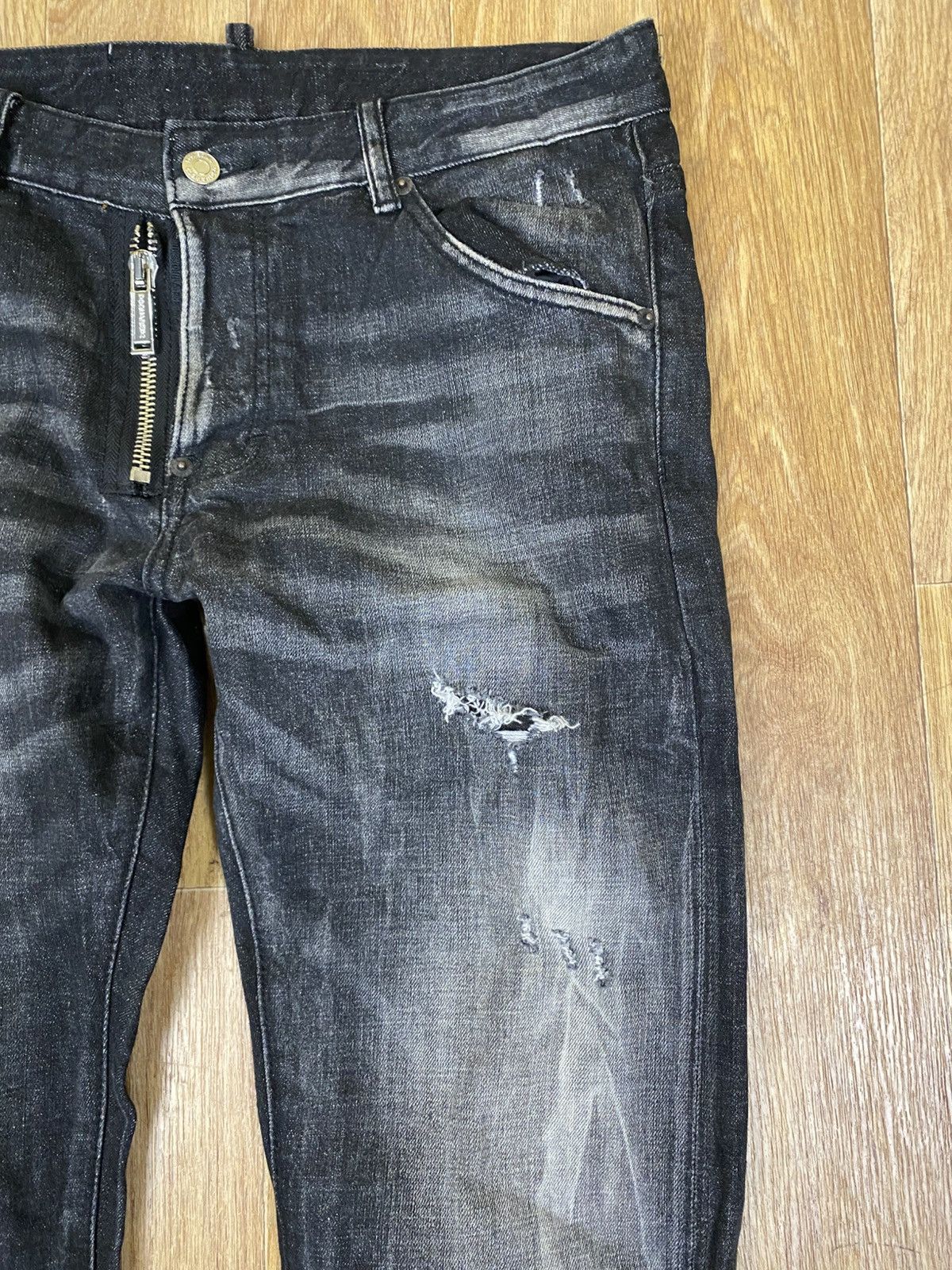 Dsquared2 Dsquared2 Classic Kenny Twist Black Distressed Jeans Size:32 Size US 32 / EU 48 - 3 Thumbnail