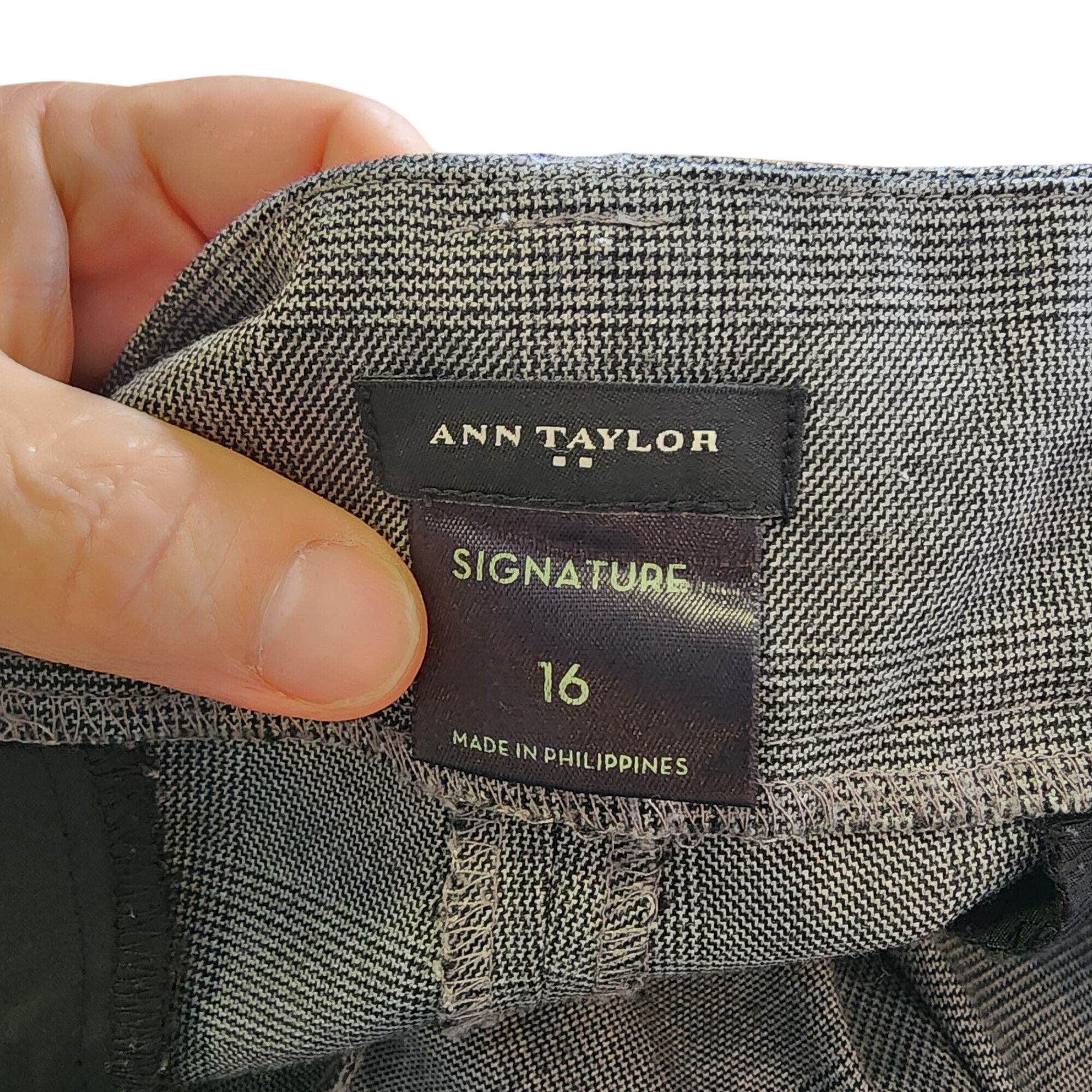 Ann Taylor Ann Taylor women's gray plaid blazer Pants Suit hidden front Size XXL / US 16-18 / IT 52-54 - 6 Thumbnail