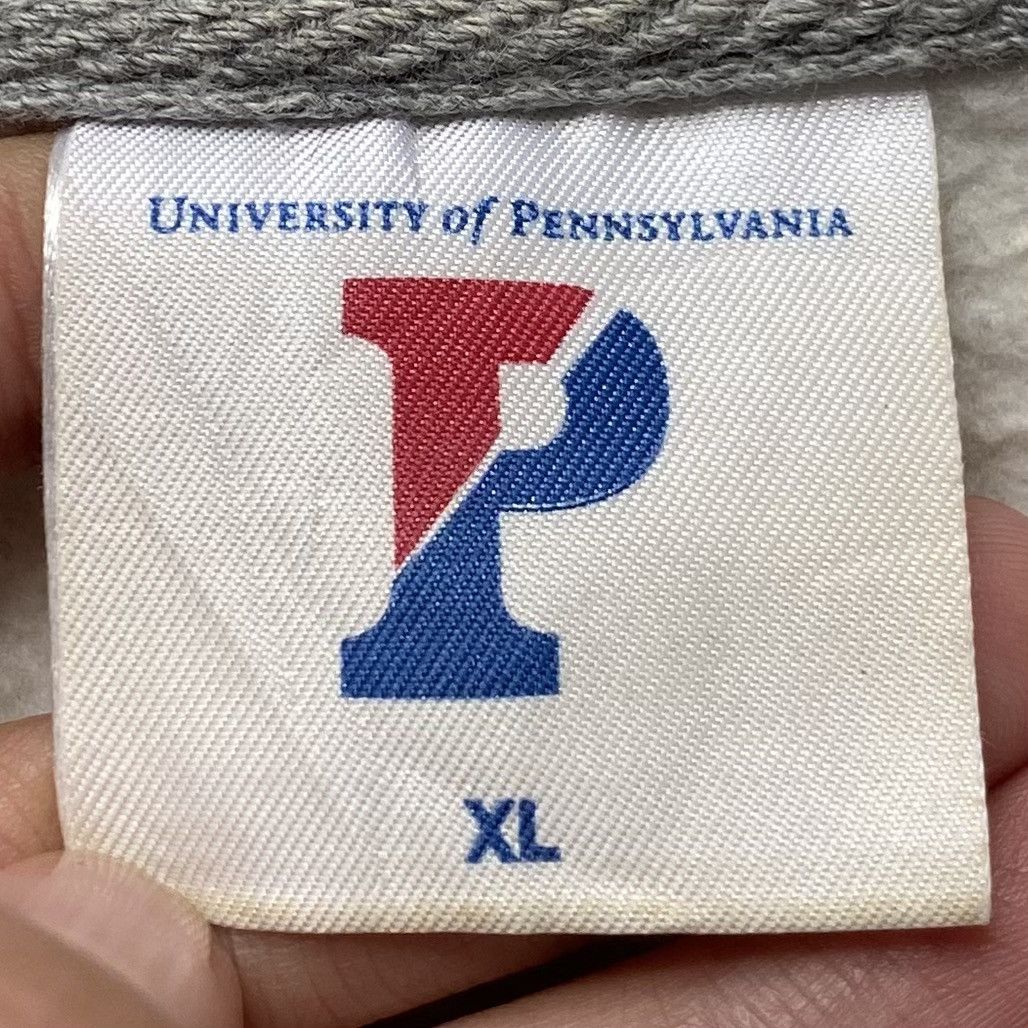 GU Brand GU University Of Pennsylvania Sweatshirt 2000s Size US XL / EU 56 / 4 - 9 Thumbnail