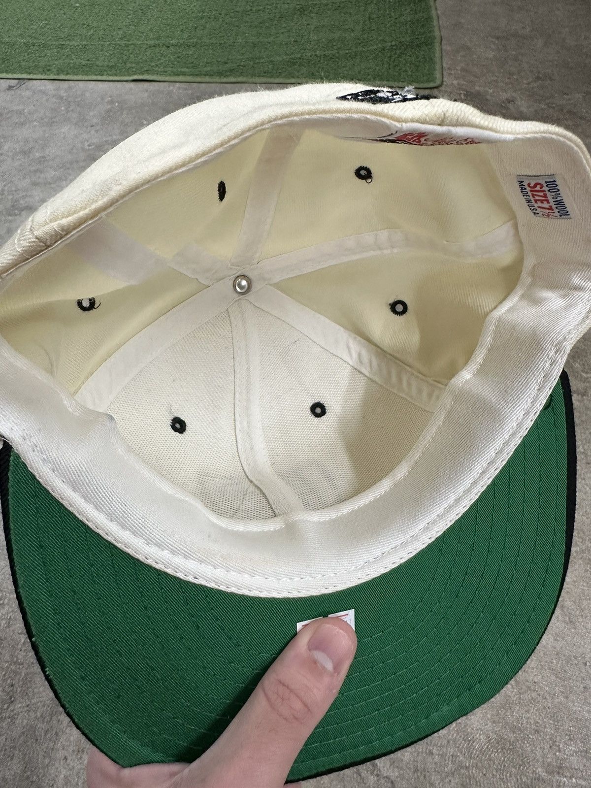 New Era Vintage 90s New Era Pro Model Oakland Raiders 7 1/2 Fitted Size ONE SIZE - 7 Thumbnail