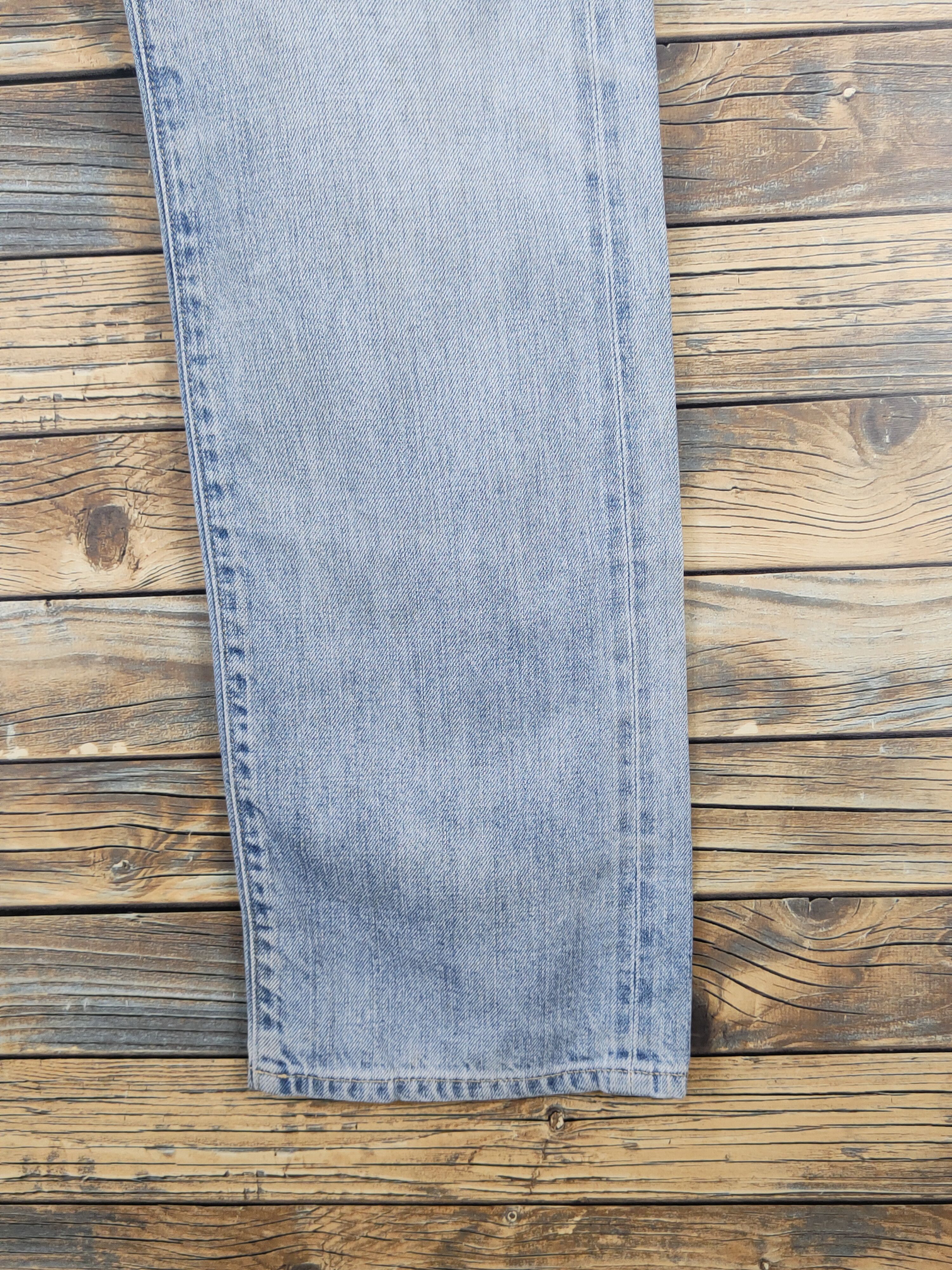 Japanese Brand Uniqlo Blue faded selvedge Distressed Ripped denim #W1493 Size US 32 / EU 48 - 6 Thumbnail