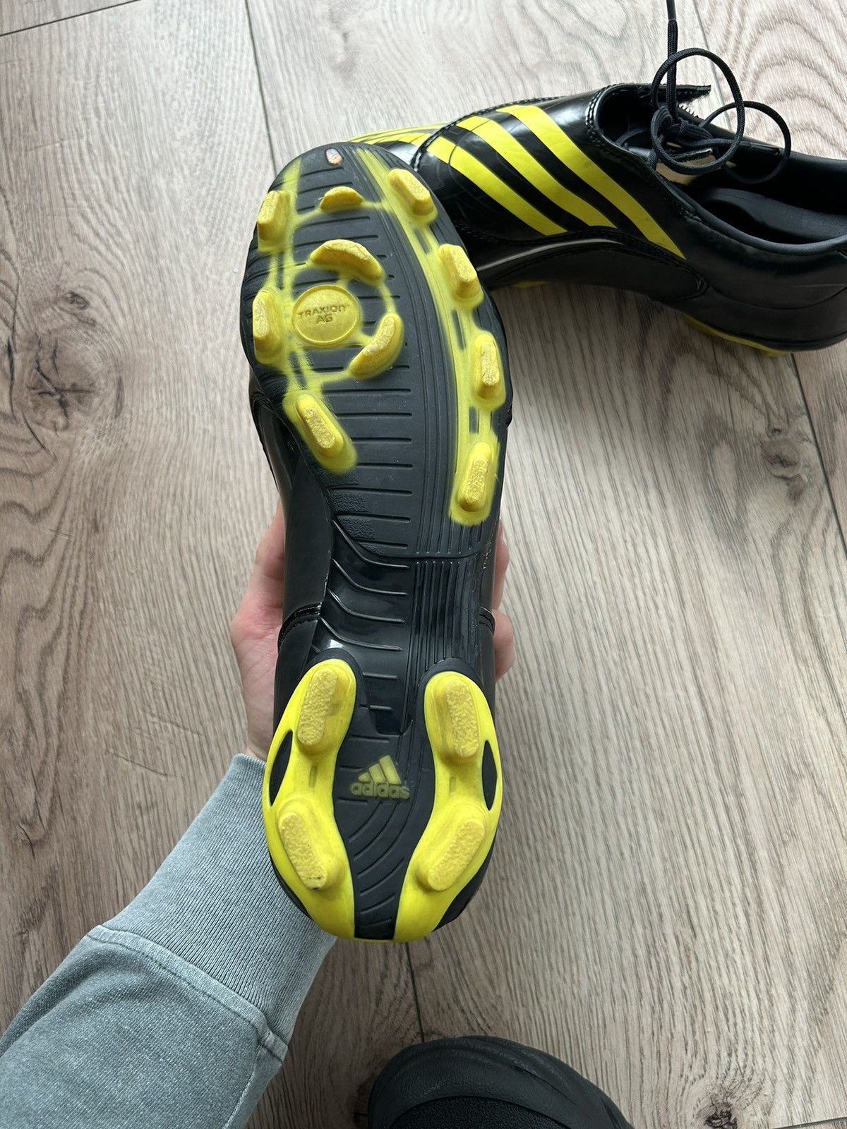 Adidas × Vintage Vintage Adidas F30 TRX Football Boots Size US 11 / EU 44 - 7 Thumbnail