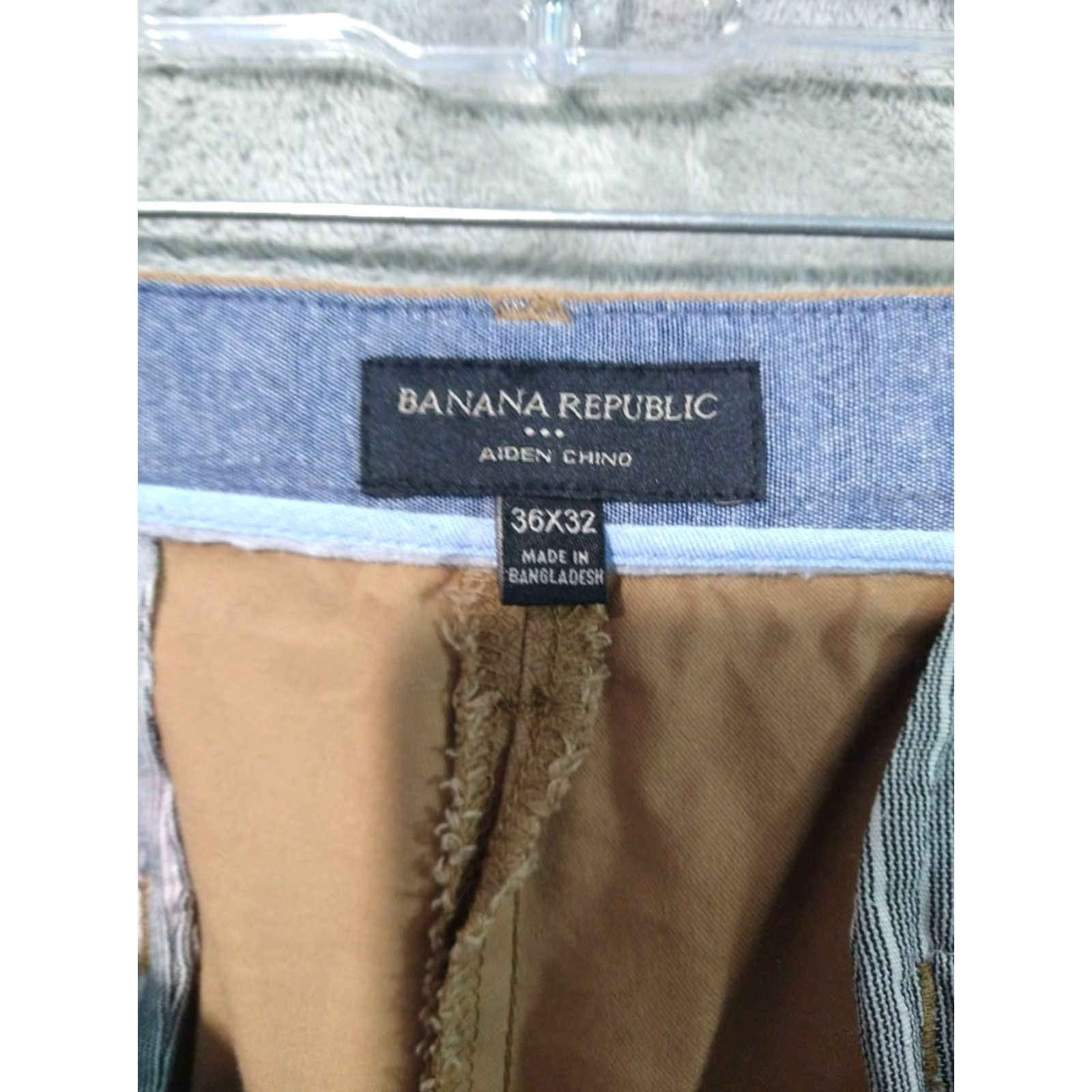 Banana Republic Banana Republic Pants Mens 36x32 Beige Aiden Chino Flat Front Cotton Preppy Casual Workwear Travel Shirt? Size US 36 / EU 52 - 7 Thumbnail