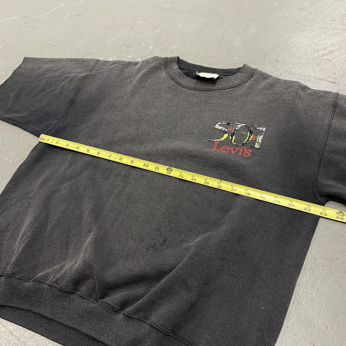 Levi's × Vintage Vtg 80s Levis 501 Graphic Sweatshirt Sunfade Chopped Size US L / EU 52-54 / 3 - 3 Thumbnail