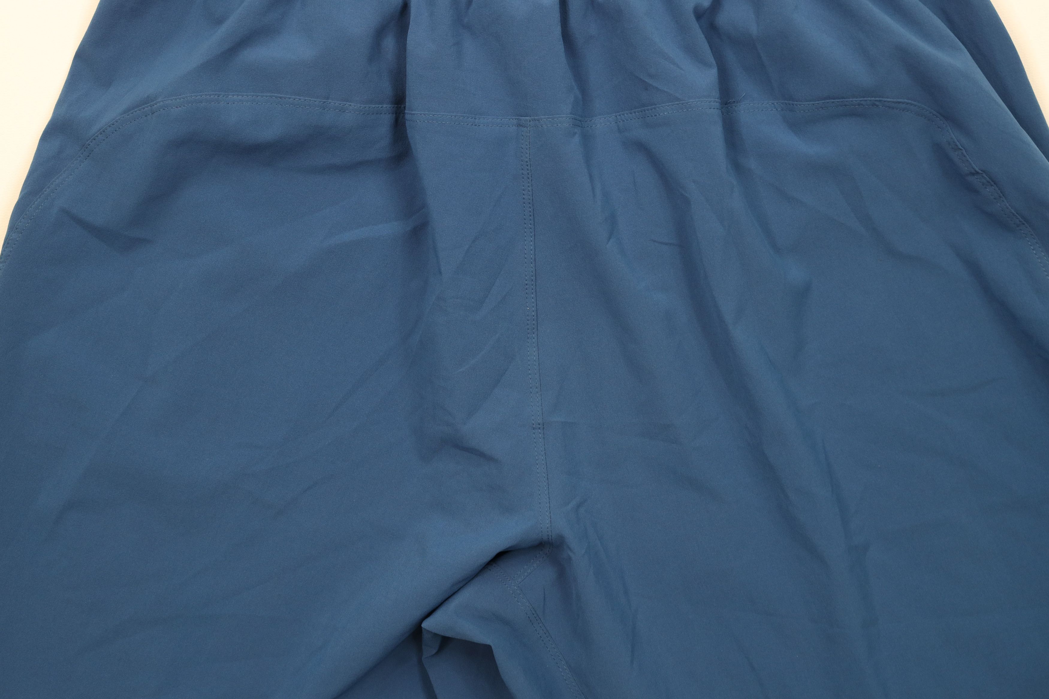 Nike Vintage Nike Mini Swoosh Stretch Above Knee Shorts Blue Size US 36 / EU 52 - 13 Thumbnail