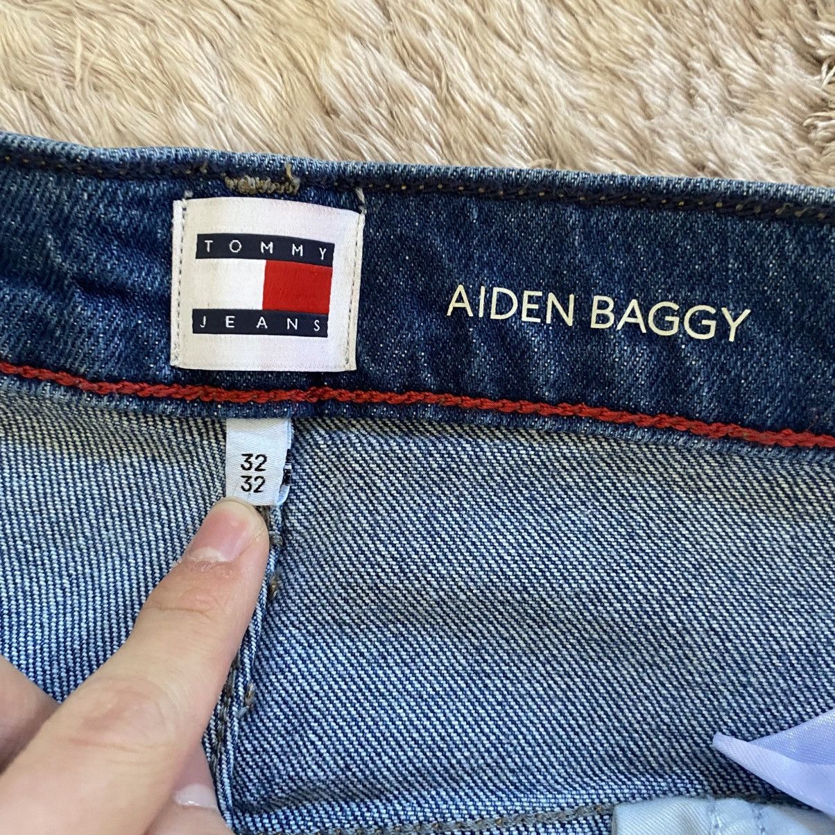 Tommy Hilfiger Tommy Hilfiger Blue Baggy Jeans (Aiden Baggy) NEW- Size 32 Size US 32 / EU 48 - 6 Thumbnail