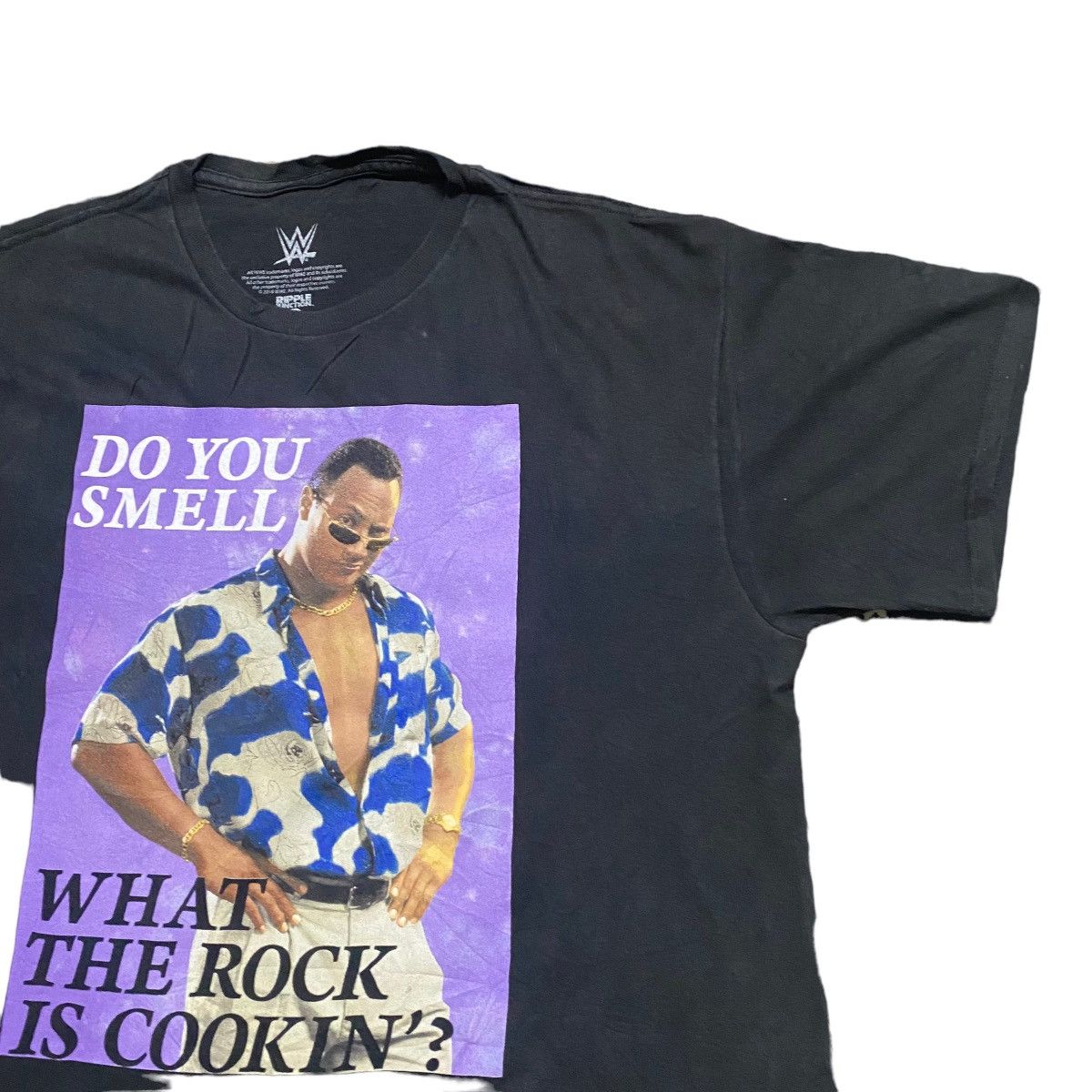 WWE The Rock Shirt 'Do you Smell What The Rock Is Cookin? Size US L / EU 52-54 / 3 - 4 Thumbnail