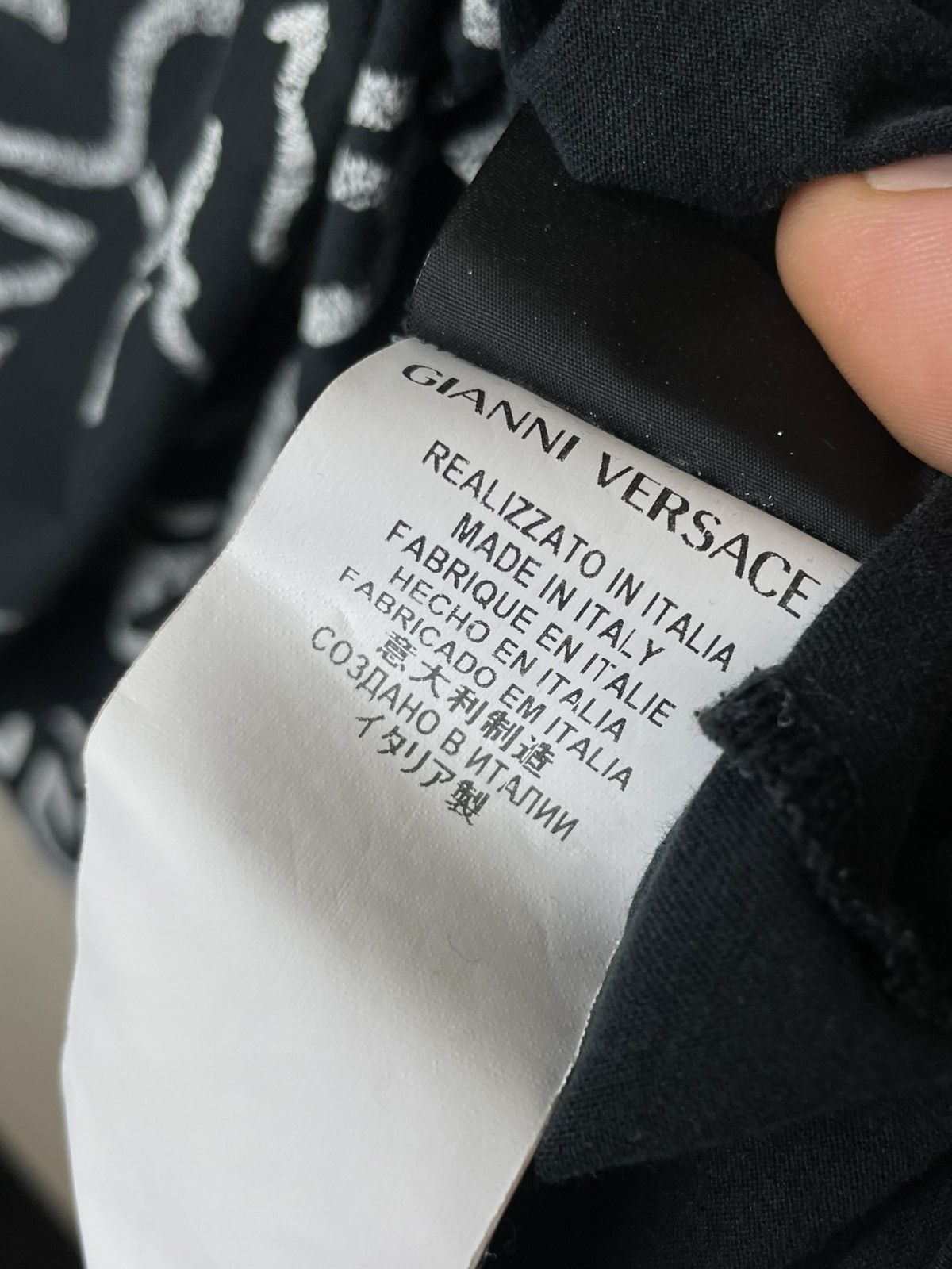 Versace Versace Medusa Distressed Tee T-shirt Size US S / EU 44-46 / 1 - 15 Thumbnail