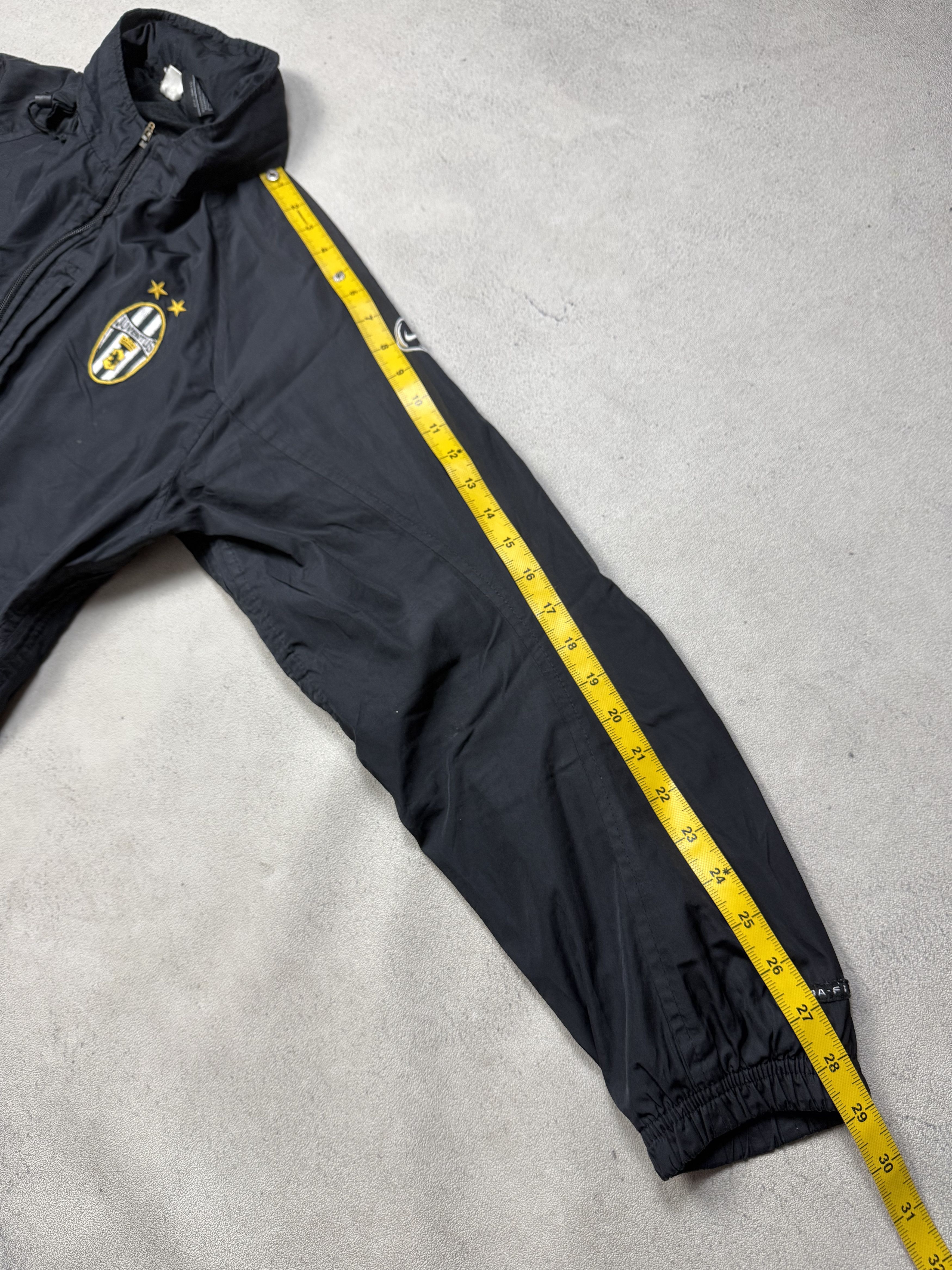 Nike 2003 Nike Juventus Jacket Size US M / EU 48-50 / 2 - 13 Thumbnail