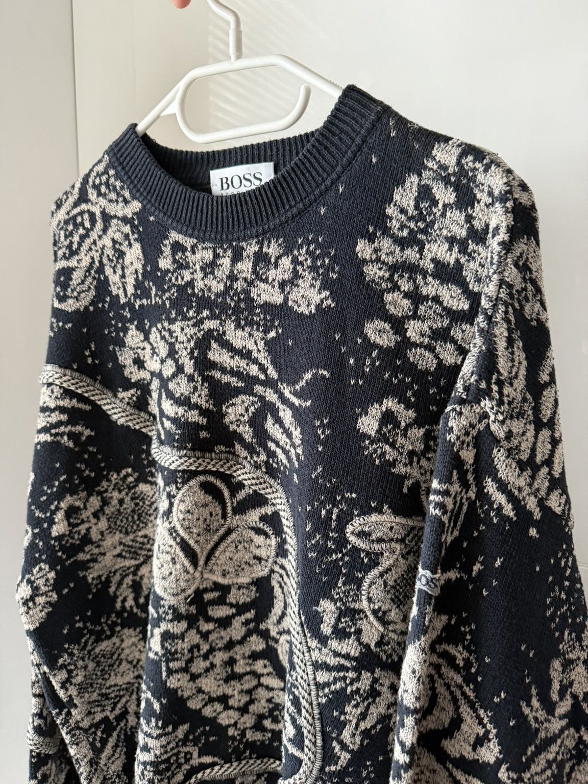 Hugo Boss Antique Archival Knitted Vintage Luxury Hugo Boss Sweater Size US L / EU 52-54 / 3 - 5 Thumbnail