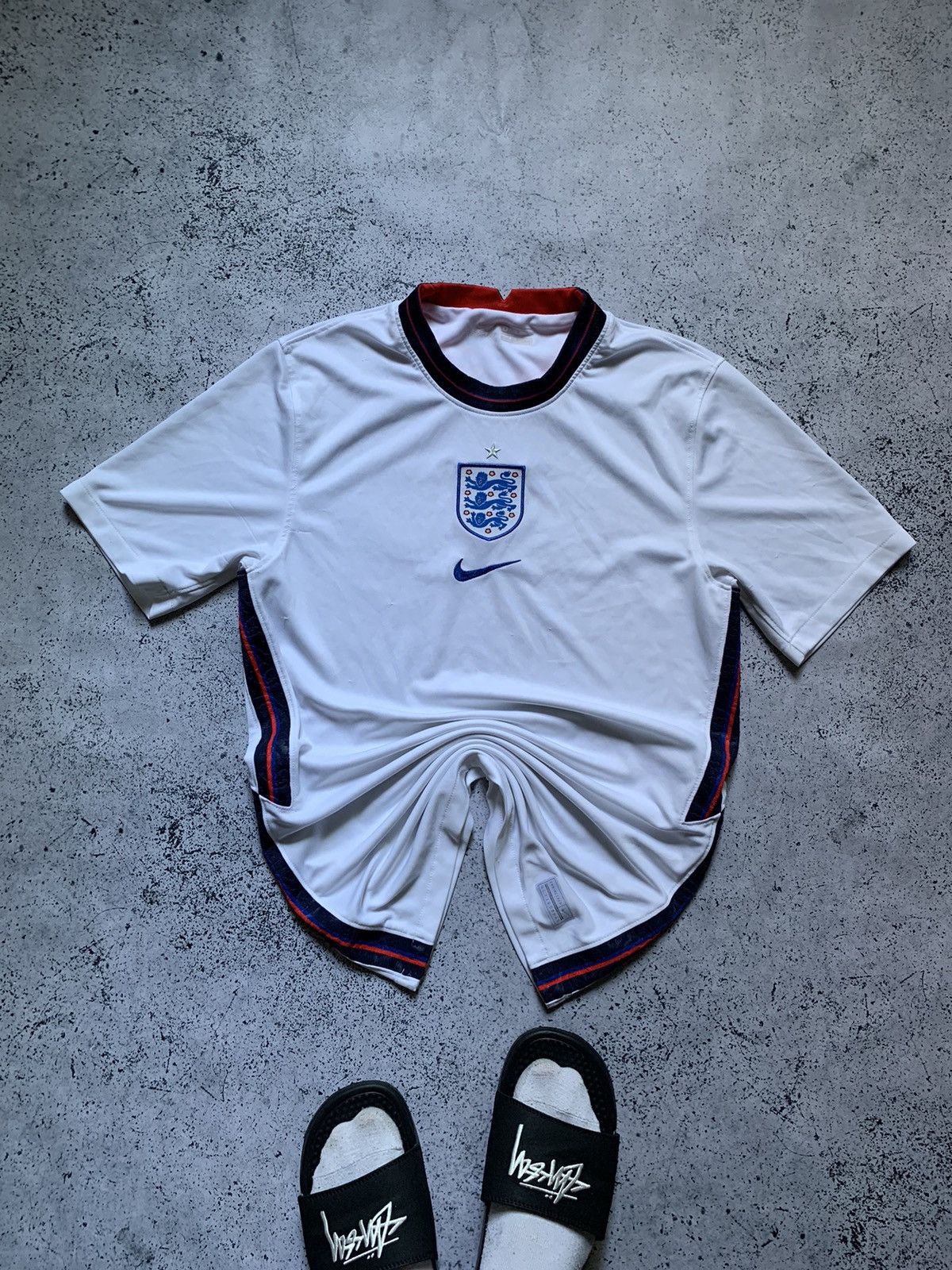 Nike Vintage Nike England Soccer Jersey T-shirt Football Y2K USA Size US S / EU 44-46 / 1 - 1 Thumbnail