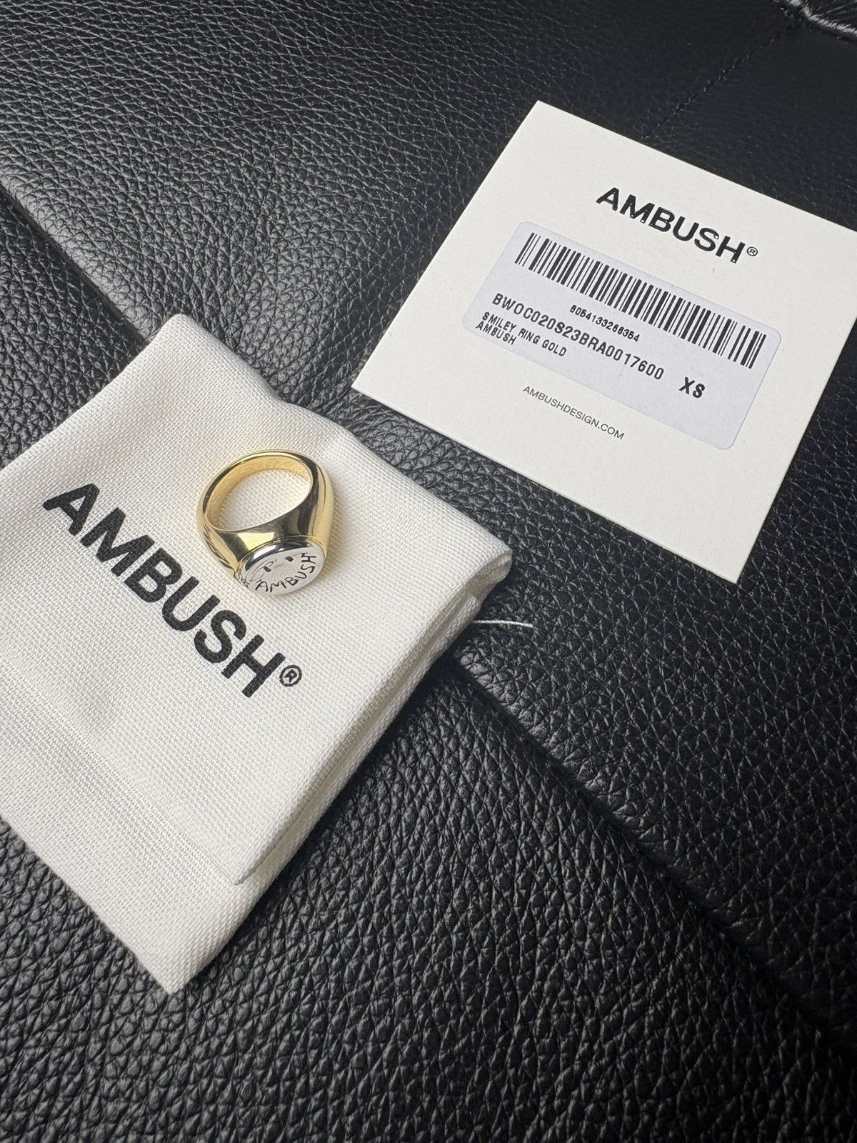 Ambush Design Ambush pinky smile logo ring gold plated Size ONE SIZE - 11 Thumbnail