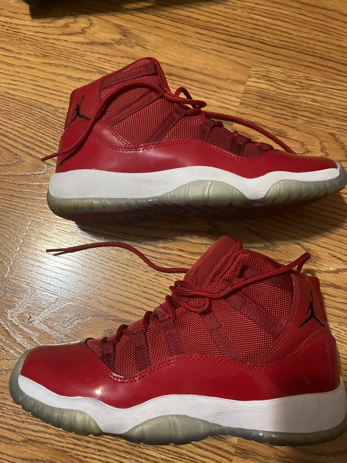 Jordan Brand Air Jordan 11 Retro Size US 7 / EU 40 - 1 Thumbnail