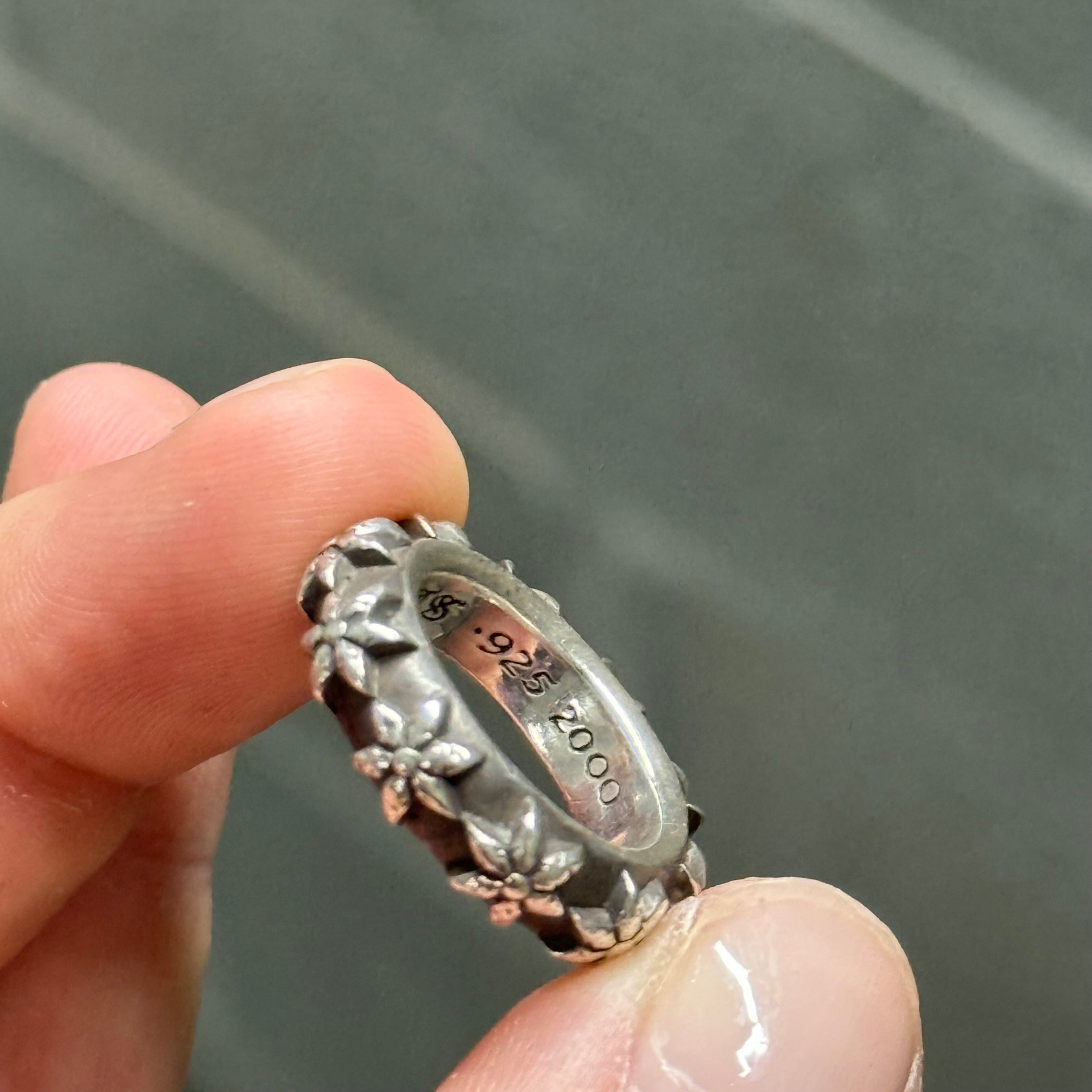 Chrome Hearts Chrome Hearts Star Band Ring Size ONE SIZE - 6 Thumbnail