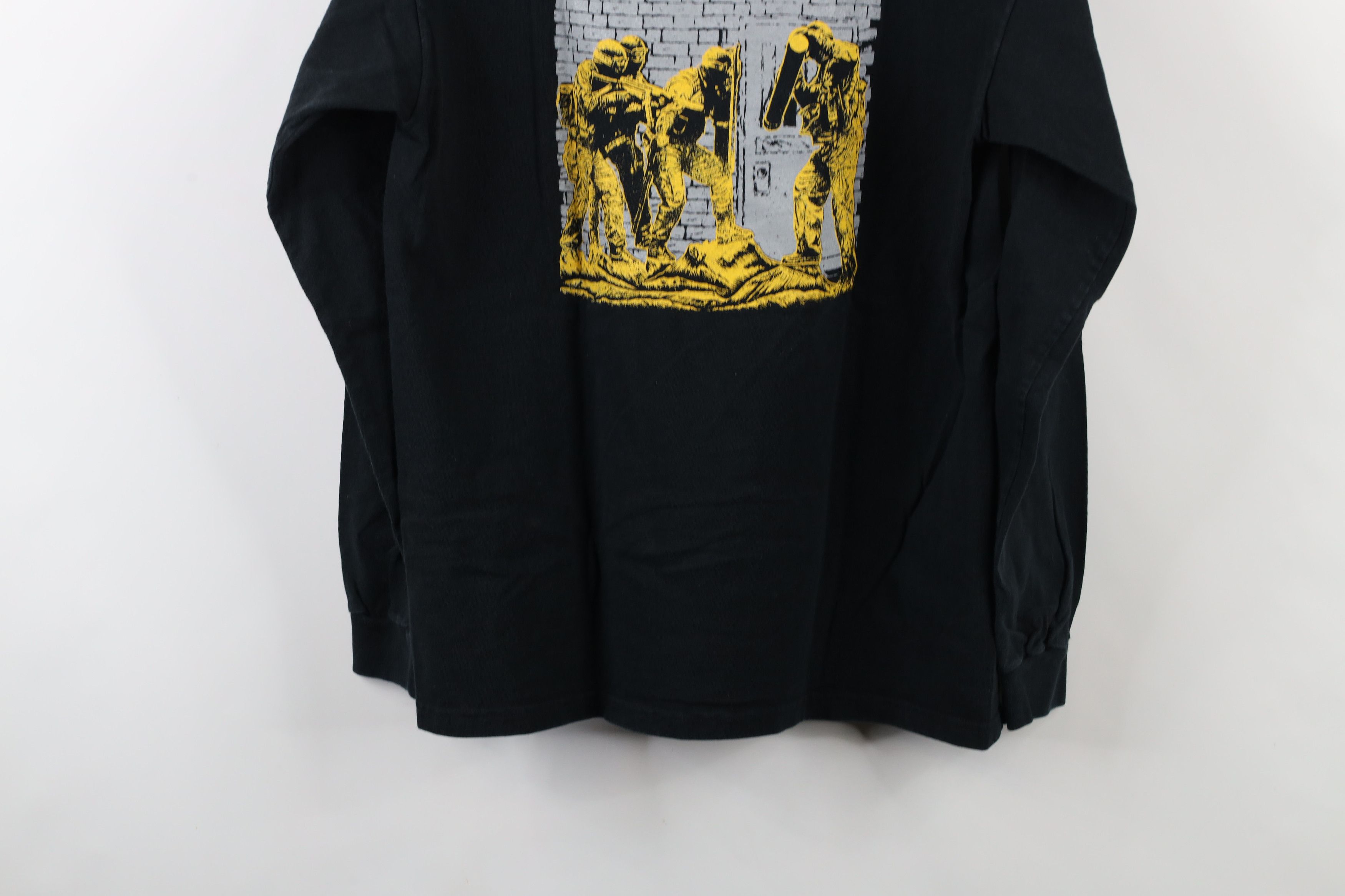 Vintage Vintage 90s Perry FBI Swat School Long Sleeve T-Shirt Black Size US L / EU 52-54 / 3 - 12 Thumbnail
