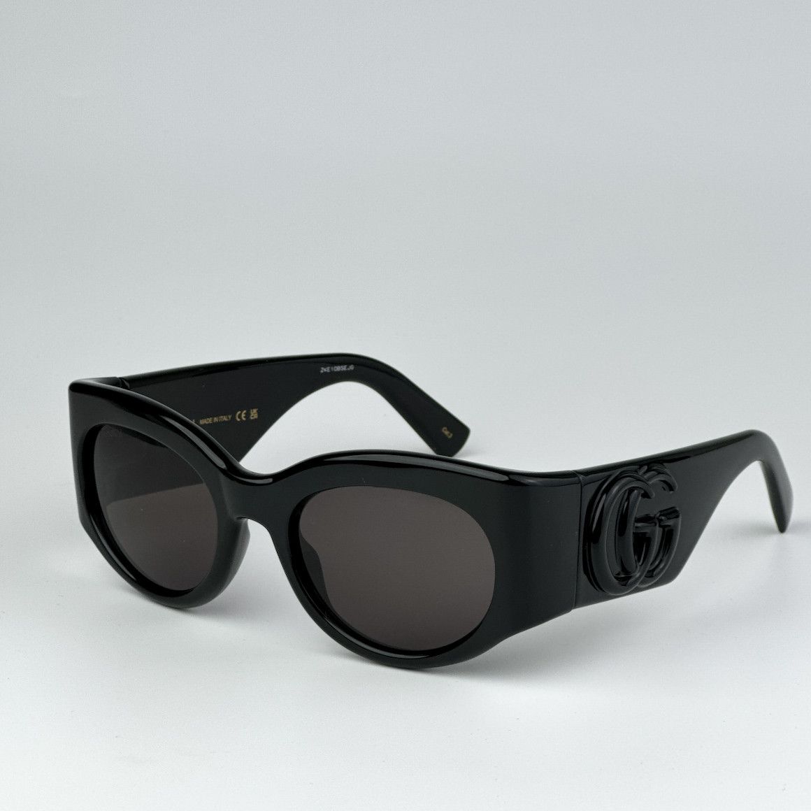 Gucci NEW Gucci GG1544S 001 Black Grey Unisex Oval Sunglasses Size ONE SIZE - 1 Thumbnail
