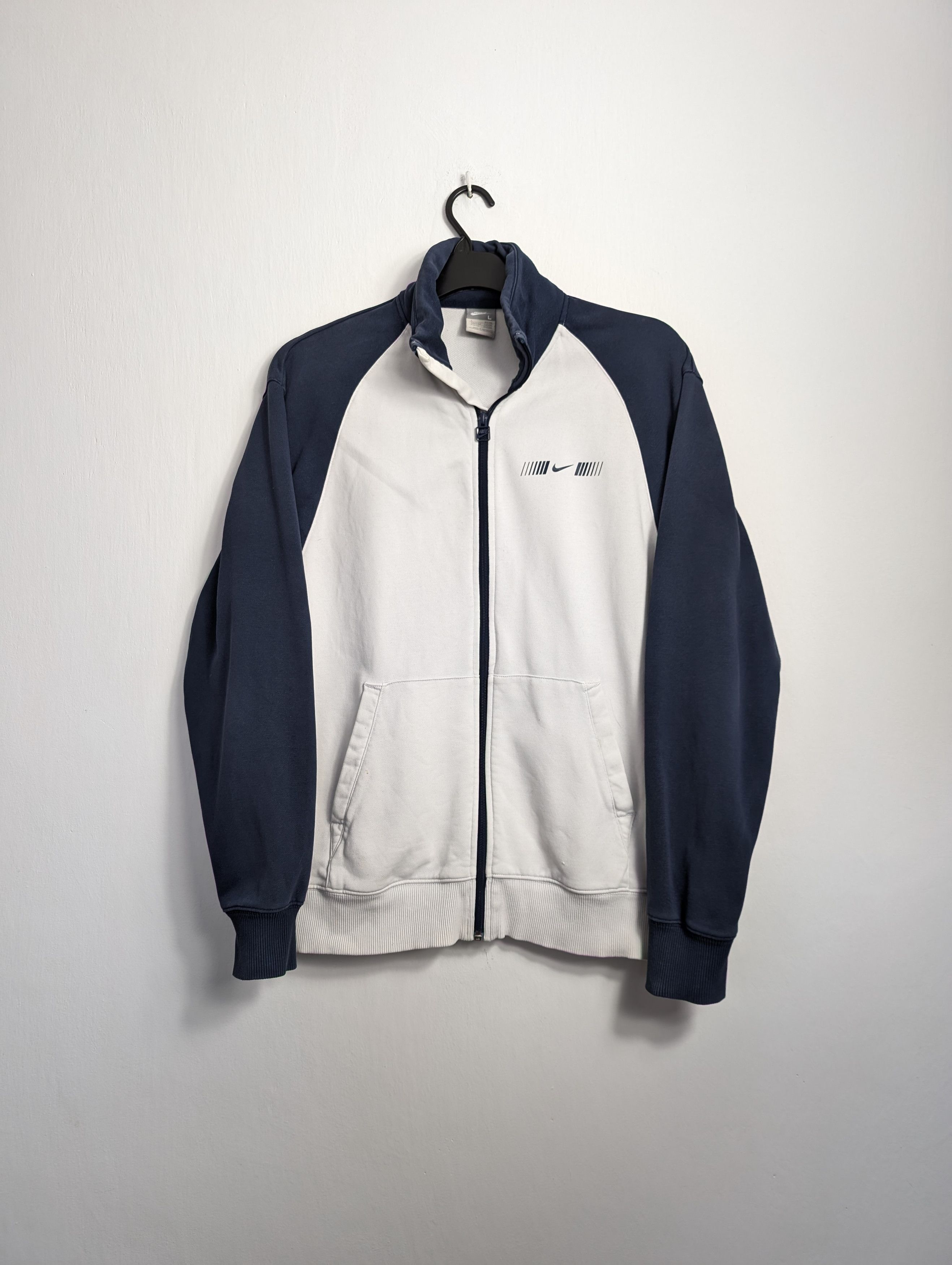 Nike × Vintage Vintage 00s Nike Zip Sweatshirt y2k Streetwear Size US L / EU 52-54 / 3 - 1 Thumbnail
