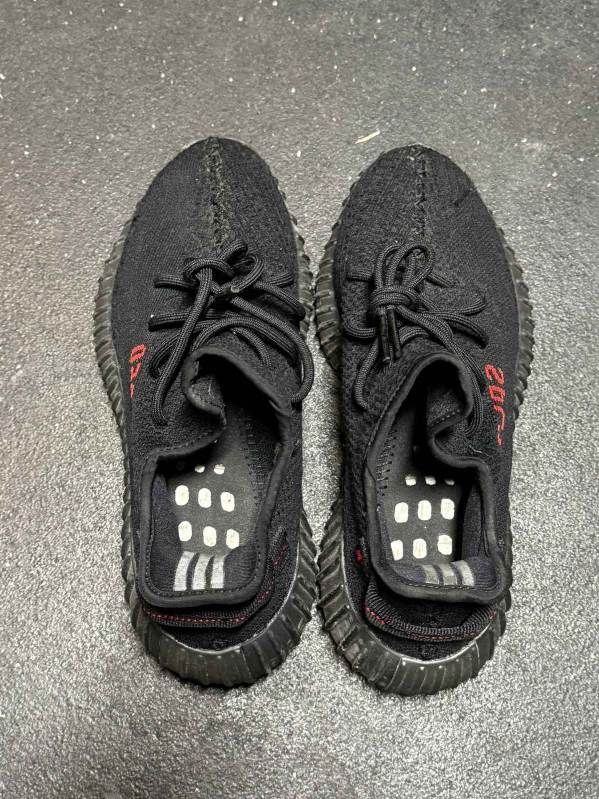 Yeezy Yeezy 350 V2 Core Red Size US 8.5 / EU 41-42 - 3 Thumbnail