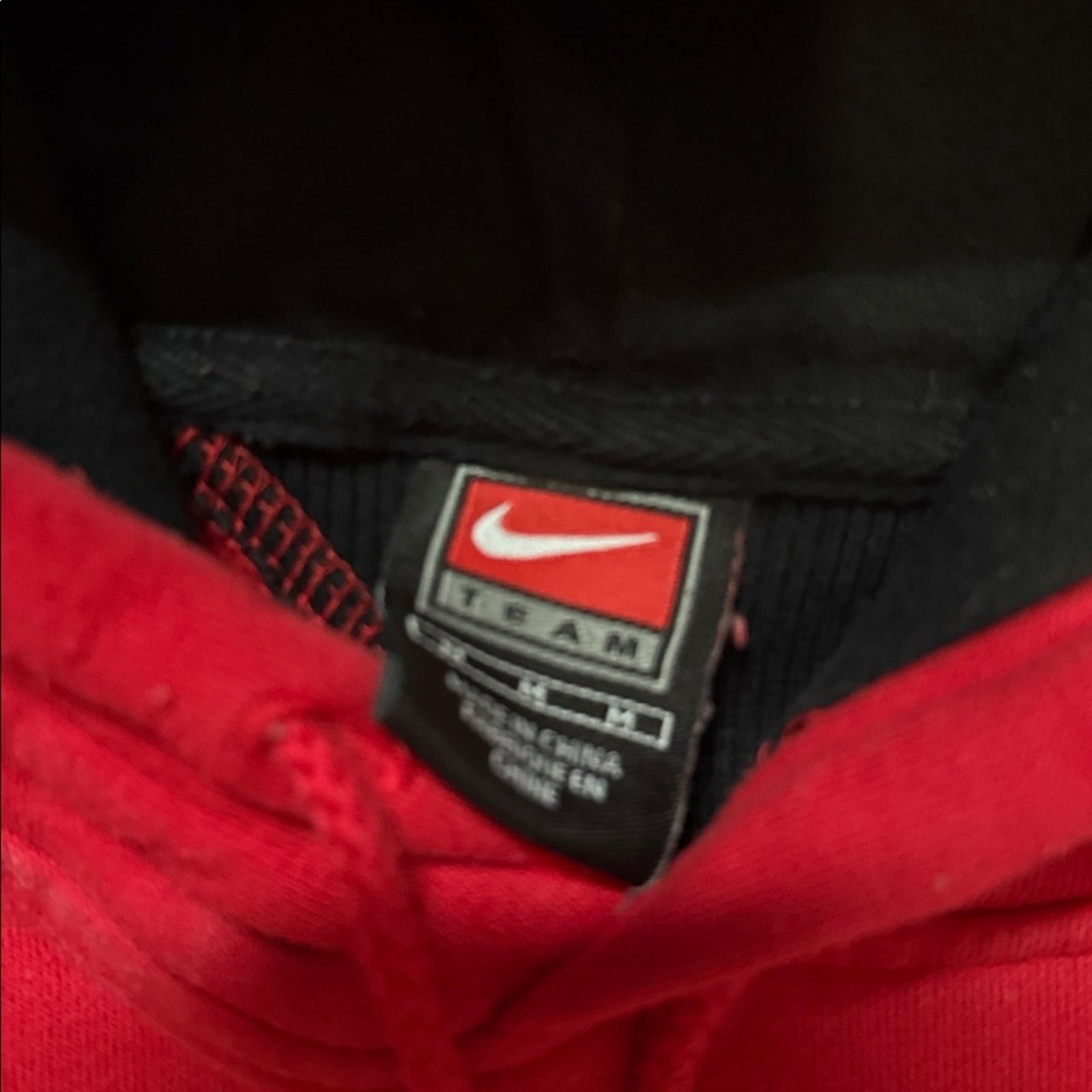 Nike 90s Nike Team St John’s Center Swoosh Hoodie Sweatshirt Size US M / EU 48-50 / 2 - 6 Thumbnail