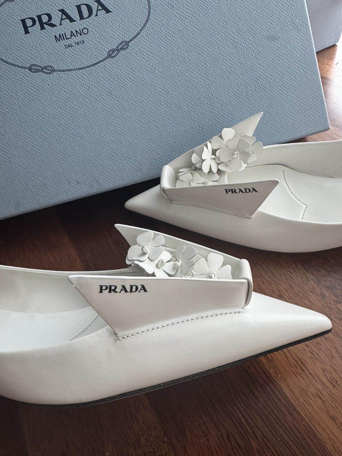 Prada PRADA Floral Appliqué Bouquet Leather Flats Size US 7 / IT 37 - 2 Thumbnail