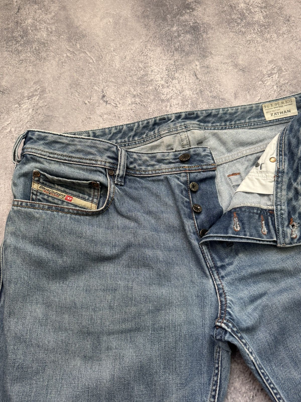 Diesel Vintage Diesel Jeans Baggy Distressed Flared Size US 36 / EU 52 - 11 Thumbnail