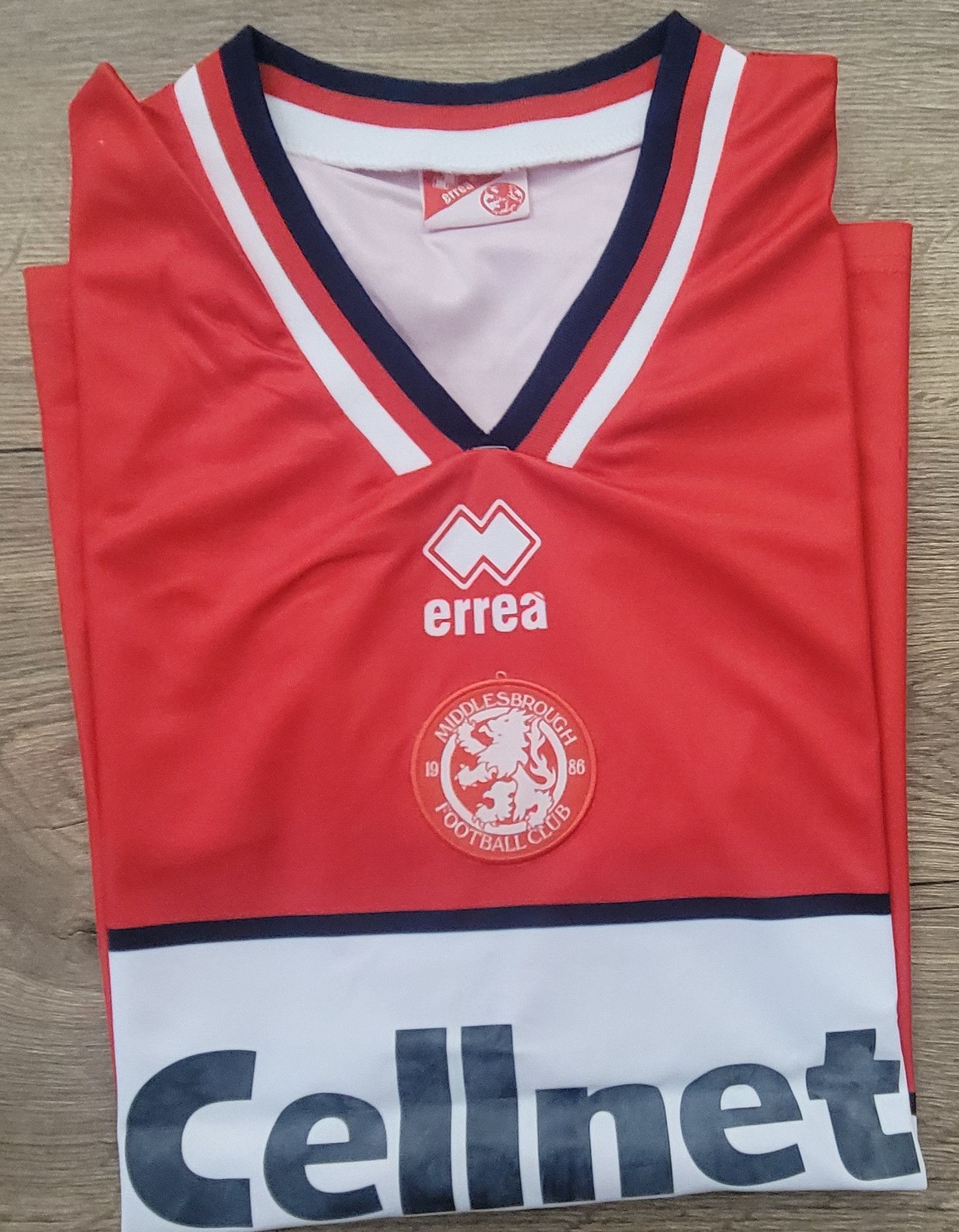 Other Gascoigne 8 Middlesbrough 1998 Vintage Soccer Jersey Trikot Size US L / EU 52-54 / 3 - 5 Thumbnail