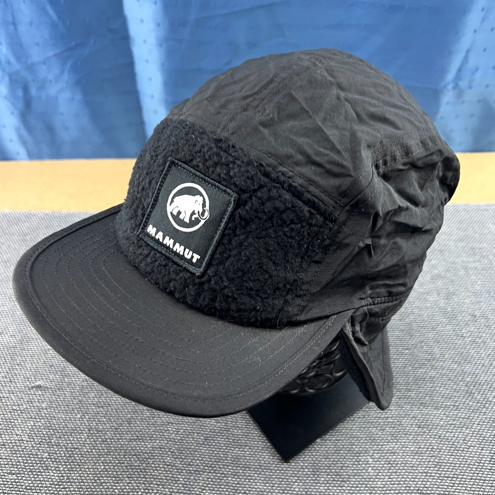 Mammut MAMMUT Fleece Cap Hat Size XL Black Ear Flap Trekking Hiking Brim Winter Run Mens Cap Size US XL / EU 56 / 4 - 2 Thumbnail