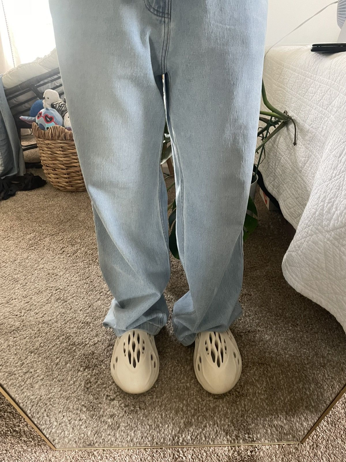 Adidas Yeezy Foam Runnr Desert Sand Size US 12 / EU 45 - 6 Thumbnail