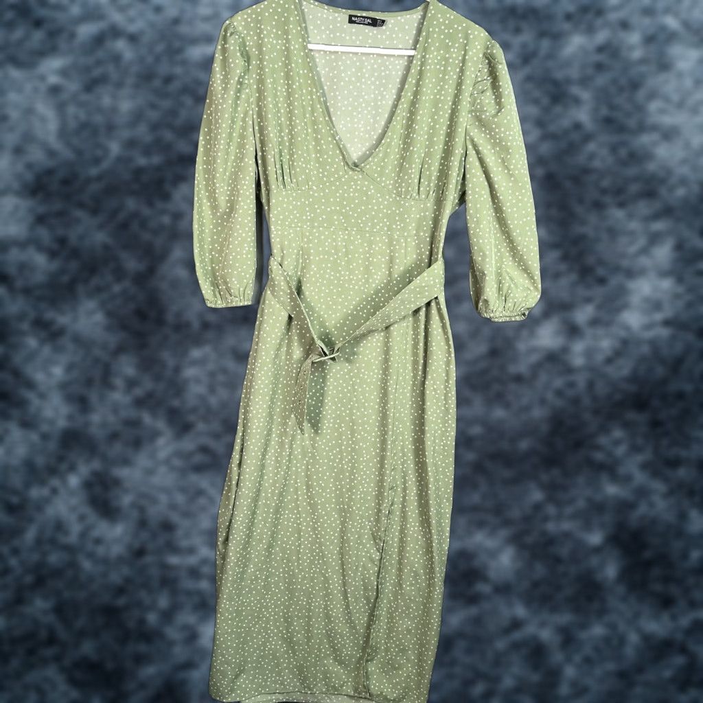 Nasty Gal Nasty Gal Button Down V Neck Spot Dot Print Tea Maxi Dress Womens Size 10 Green Size L / US 10 / IT 46 - 1 Thumbnail