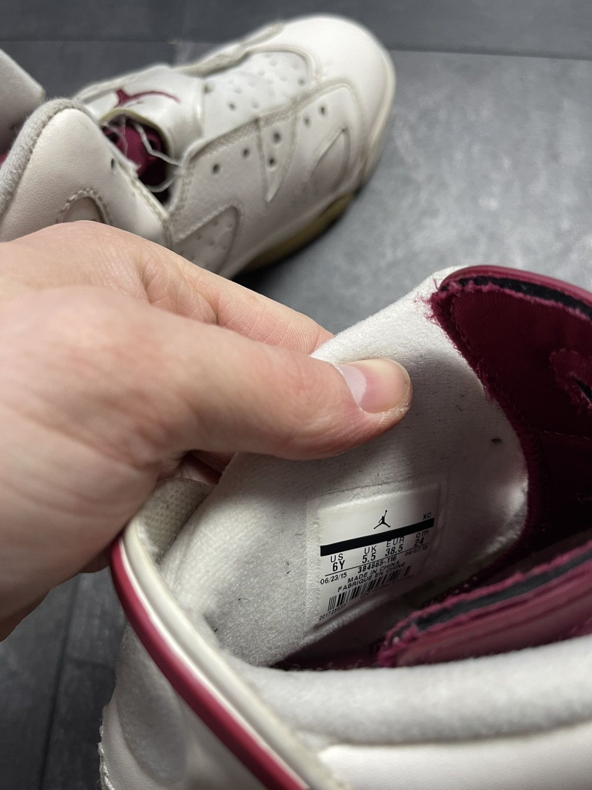 Jordan Brand × Streetwear × Vintage Vintage Nike Air Jordan 6 Retro Maroon Size US 5.5 / EU 38 - 13 Thumbnail