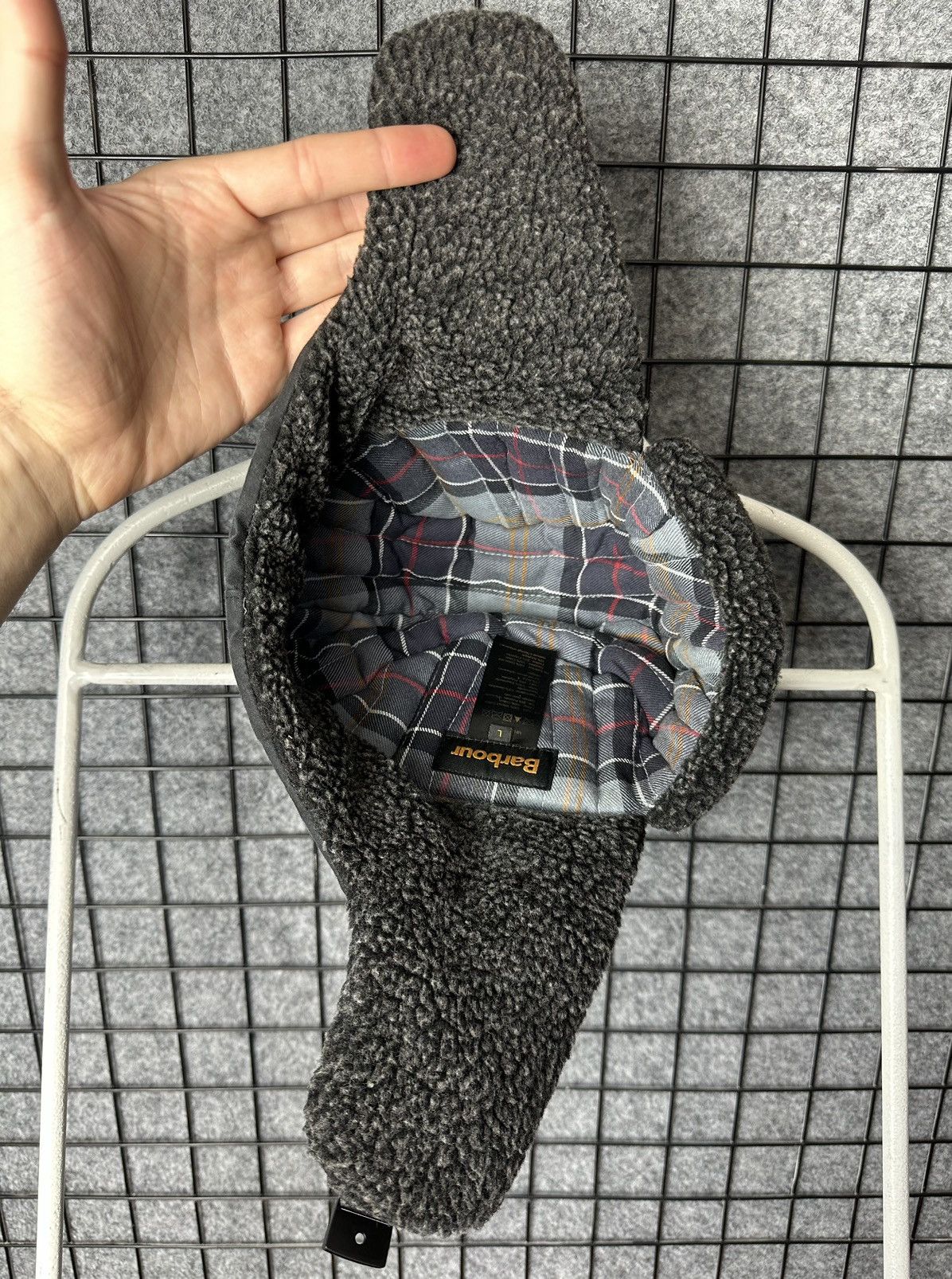 Barbour Barbour Outdoor Waxed Cotton Trapper Hat Size L Size ONE SIZE - 5 Thumbnail