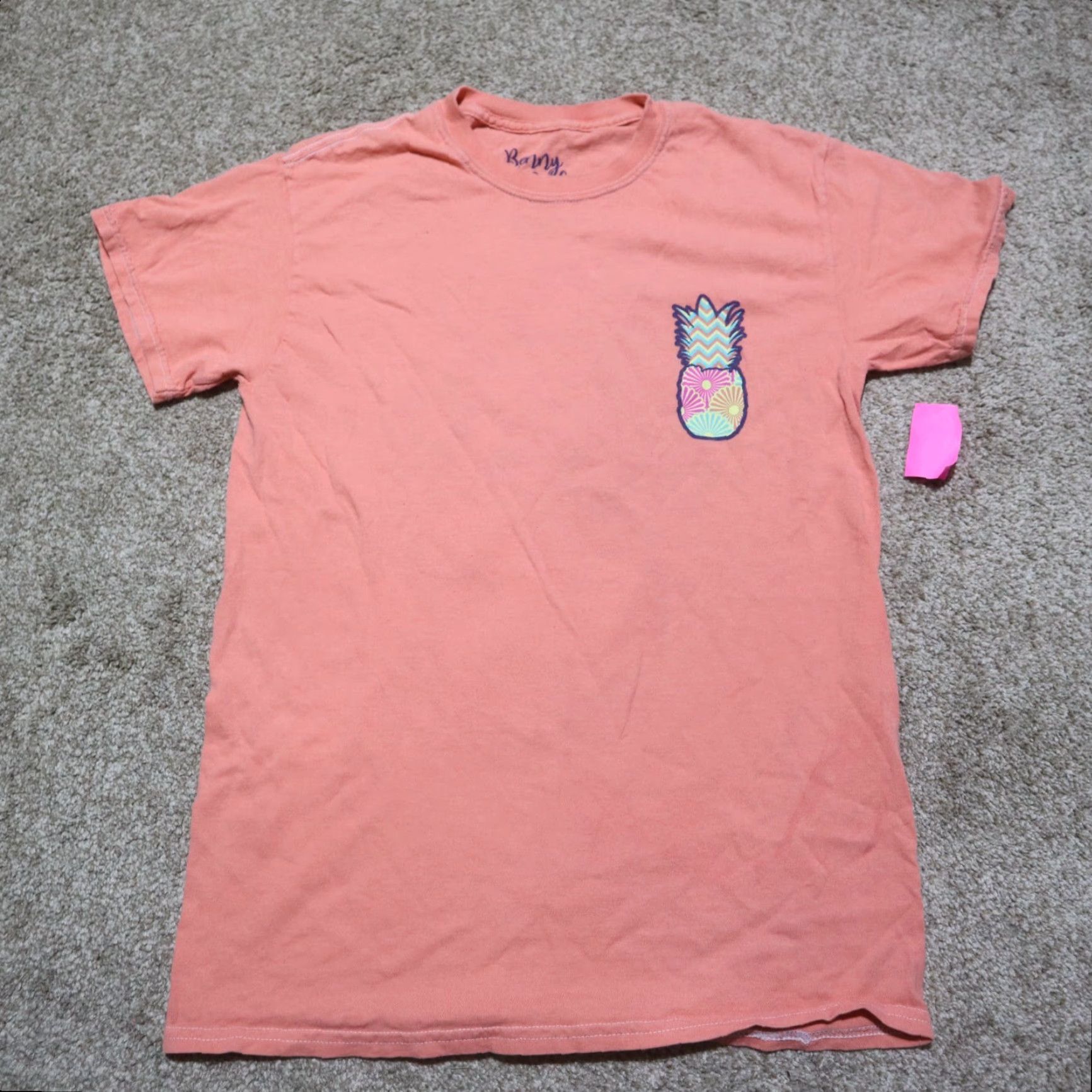 Vintage VINTAGE Benny & Belle Pink Pineapple Graphic T-Shirt Women’s Small Casual Summer 2020s Size S / US 4 / IT 40 - 2 Thumbnail