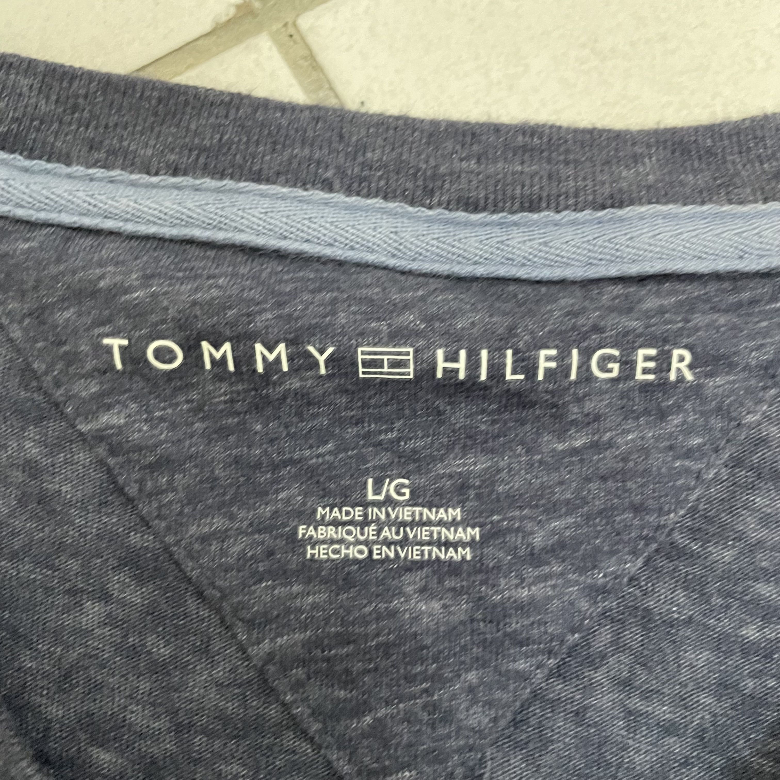 Tommy Hilfiger ⭐️SALE⭐️ [L] TOMMY HILFIGER TSHIRT RING STAR Size US L / EU 52-54 / 3 - 5 Thumbnail