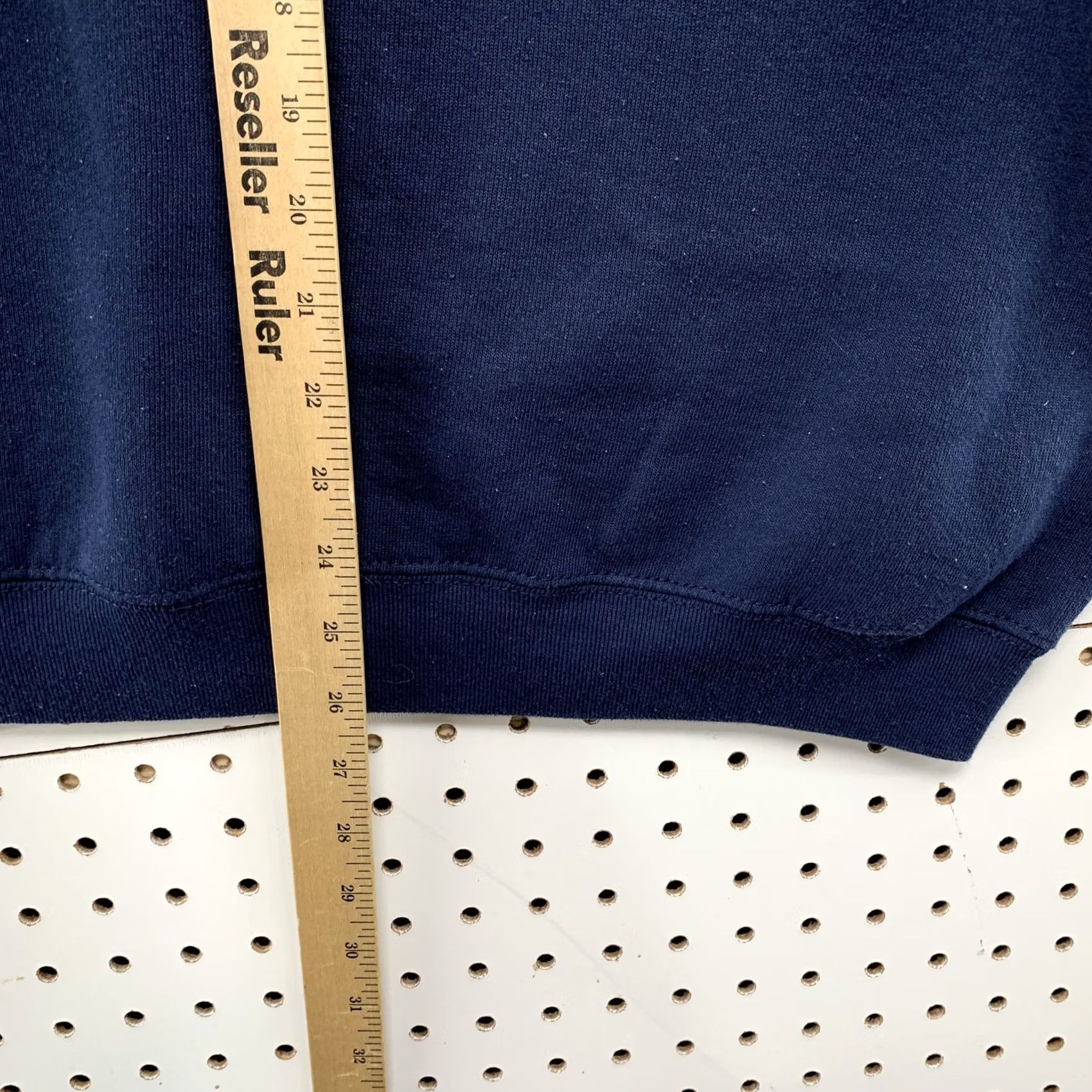 Mickey & Co. VINTAGE Mickey & Co. Sweatshirt Mens 2XL Navy Embroidered 90s Mickey Mouse Crew Neck Pullover Blue Shirt Size US XXL / EU 58 / 5 - 6 Thumbnail