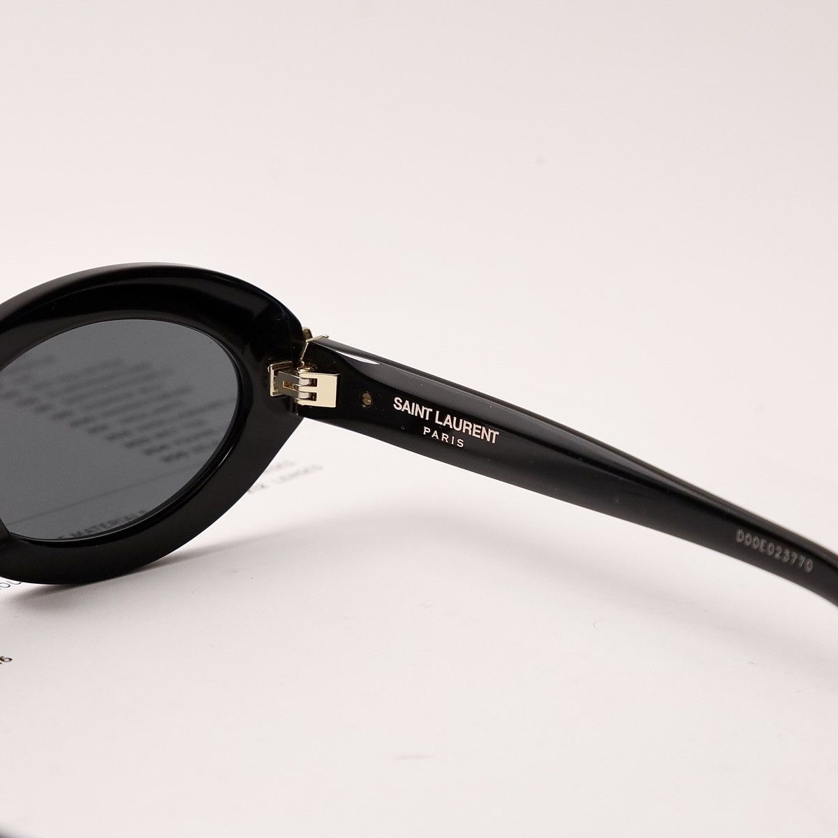Yves Saint Laurent SAINT LAURENT SL M136 001 SUNGLASSES Size ONE SIZE - 4 Thumbnail
