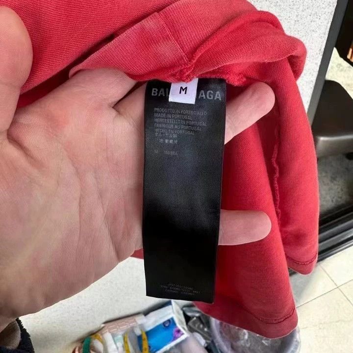 Balenciaga Balenciaga Red scissors break short sleeves Size US M / EU 48-50 / 2 - 4 Thumbnail