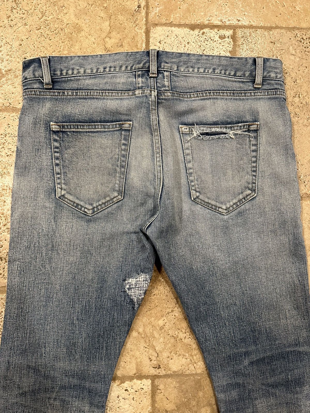 Hedi Slimane × Saint Laurent Paris Saint Laurent x Hedi SS16 Blue Wash Distressed D02 Denim Size US 33 - 12 Thumbnail