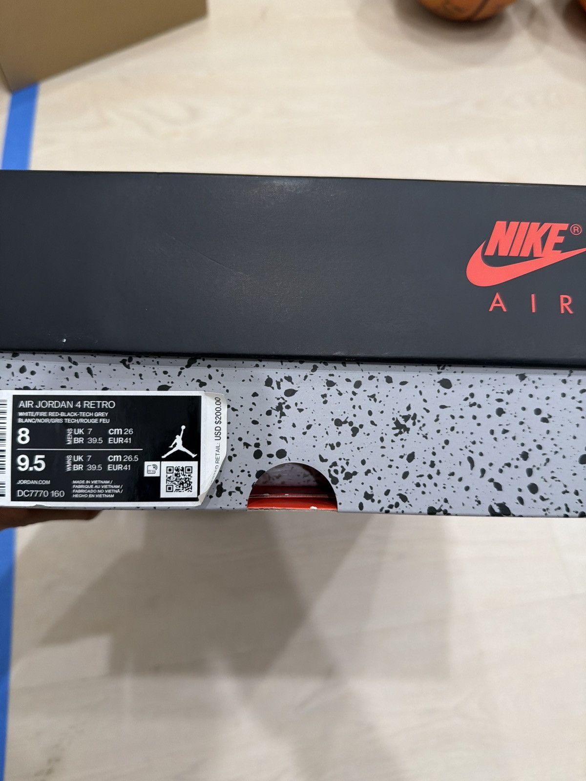 Jordan Brand Air Jordan Retro 4 Size US 8 / EU 41 - 1 Thumbnail