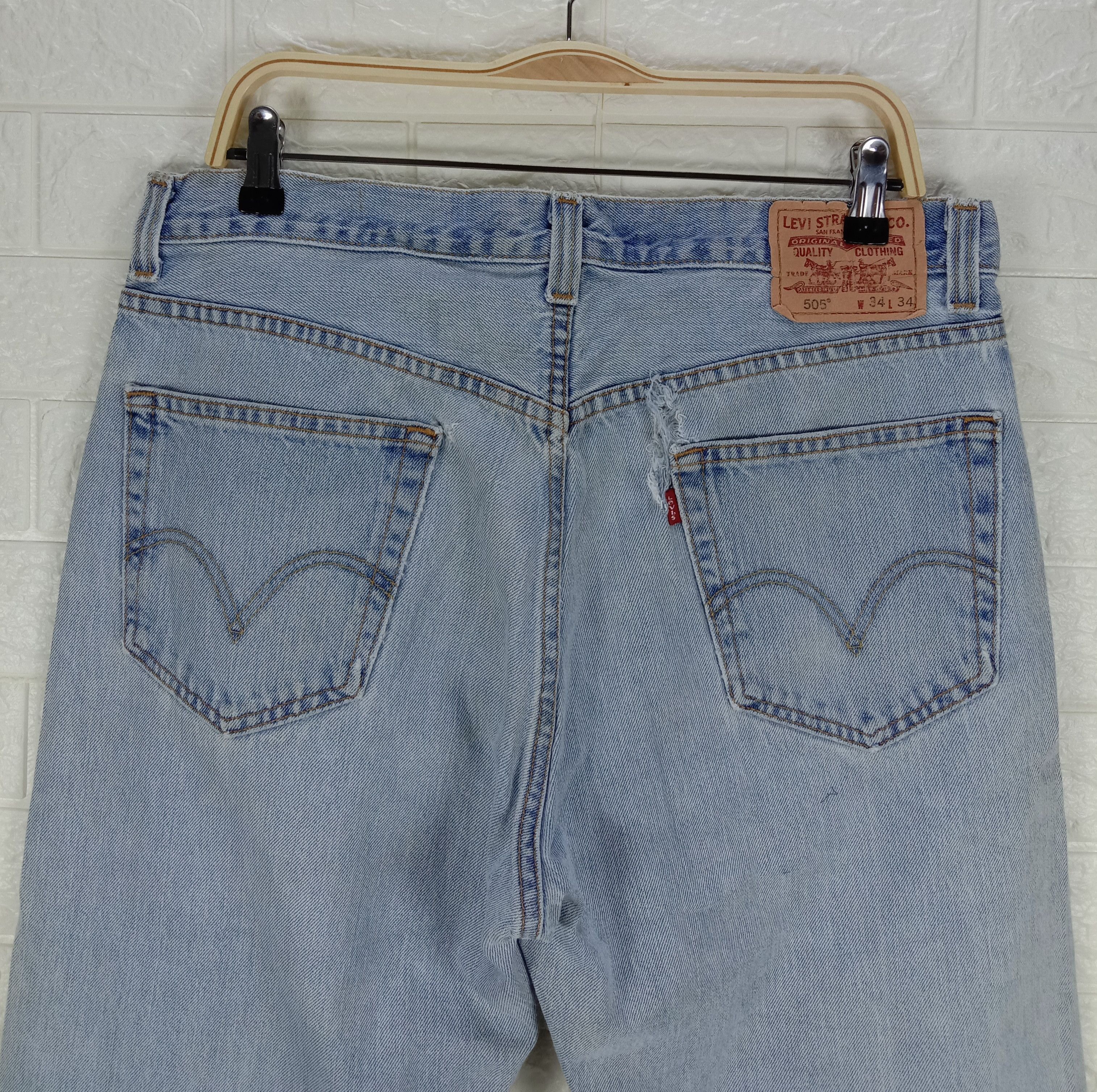 Levi's Vintage Levi's 505 Jeans Light Wash Regular Fit Denim Size US 34 / EU 50 - 6 Thumbnail