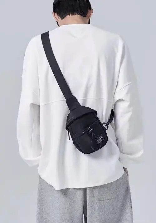 Japanese Brand Fashion y2k side belt bag fanny pack Size ONE SIZE - 2 Thumbnail