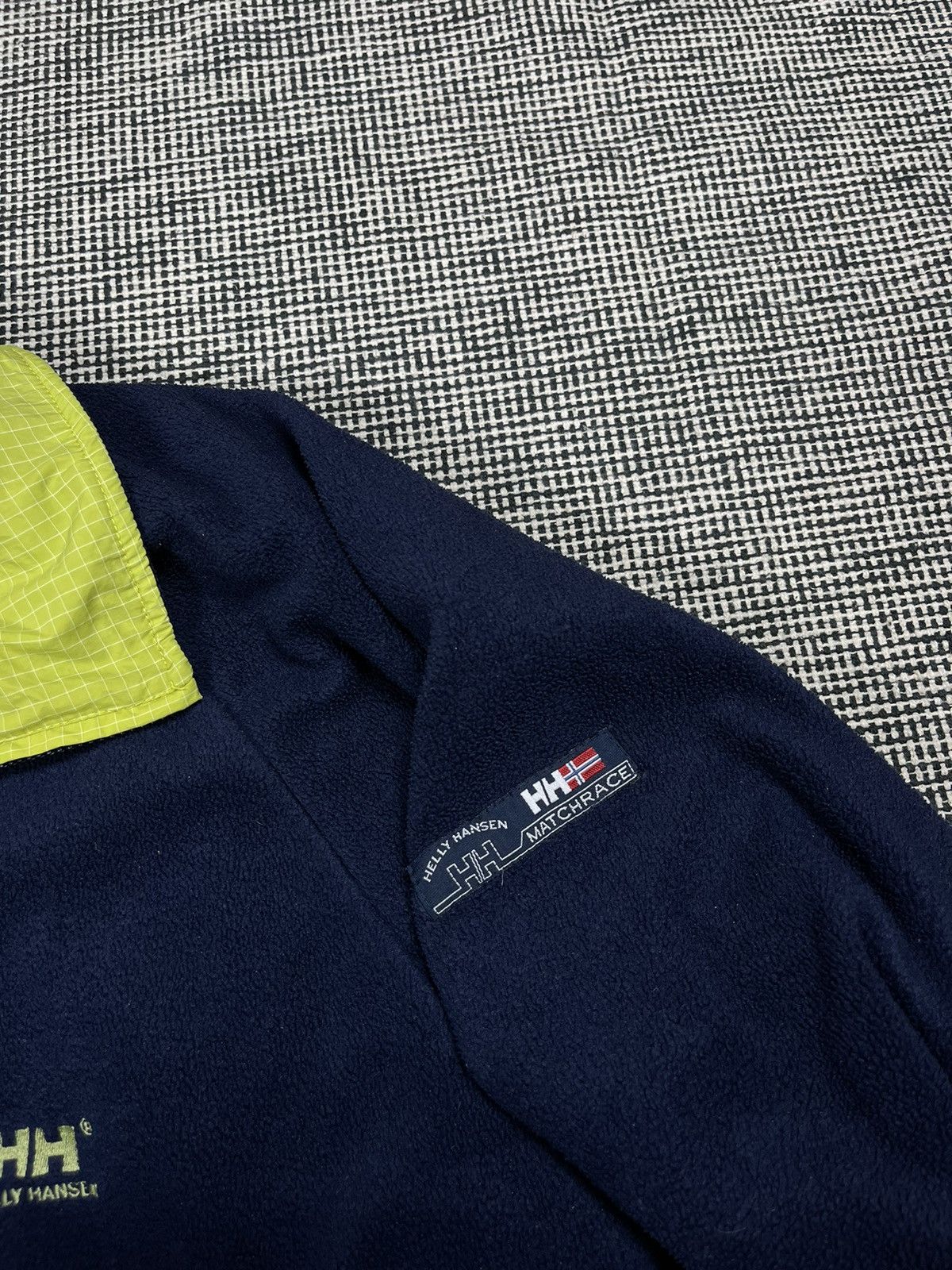 Helly Hansen × Vintage vintage 90s reversible Helly Hansen fleece jacket y2k rave Size US L / EU 52-54 / 3 - 6 Thumbnail