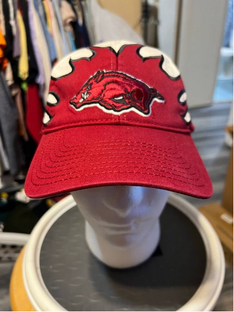 Other Men's Tail Gate Gear Arkansas Razorbacks Red White Flame Hat Size ONE SIZE - 1 Thumbnail