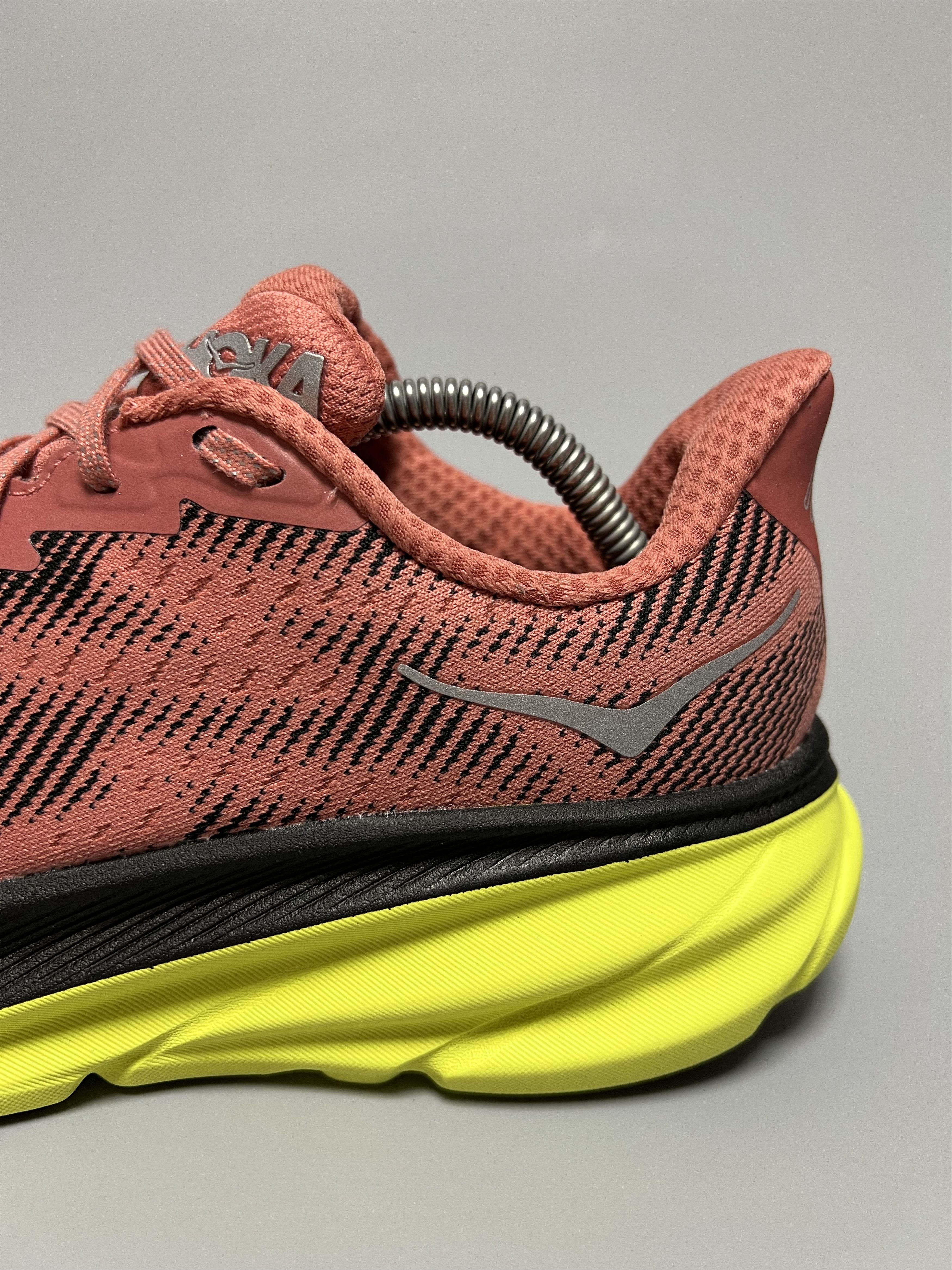 Hoka Hoka One One Clifton 9 GTX TS Gore-Tex Running Shoes Size US 8 / EU 41 - 10 Thumbnail