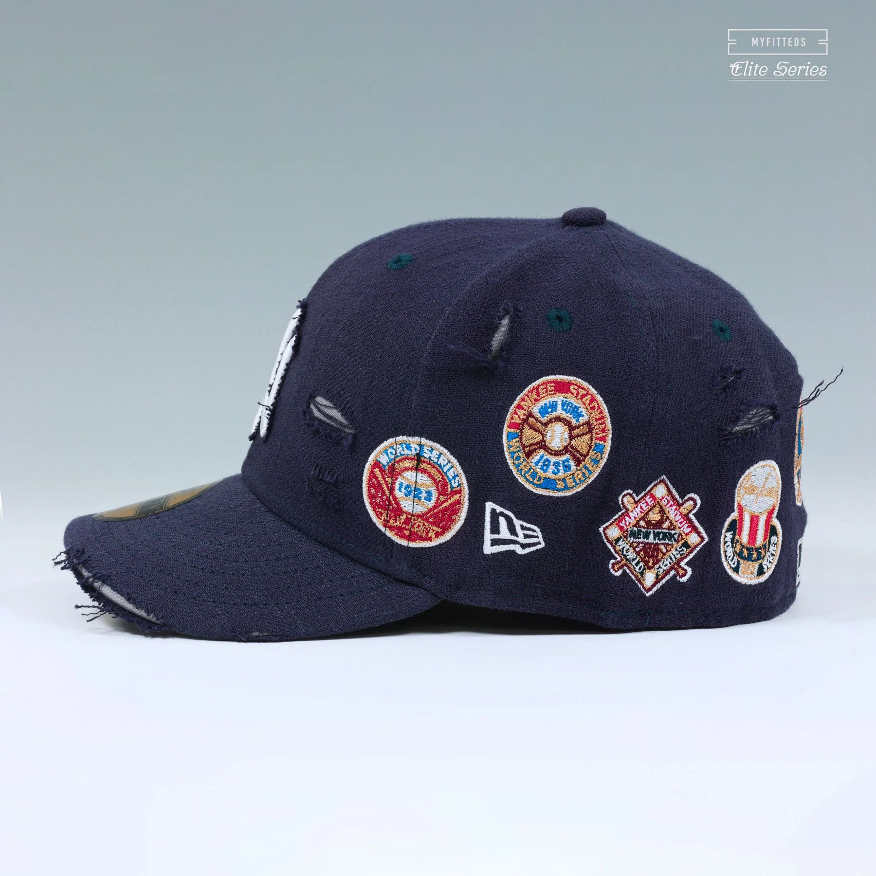 MLB × New Era × Supreme SIZE 7 NEW YORK YANKEES DISTRESSED LINEN NEW ERA FITTED CAP Size ONE SIZE - 4 Thumbnail