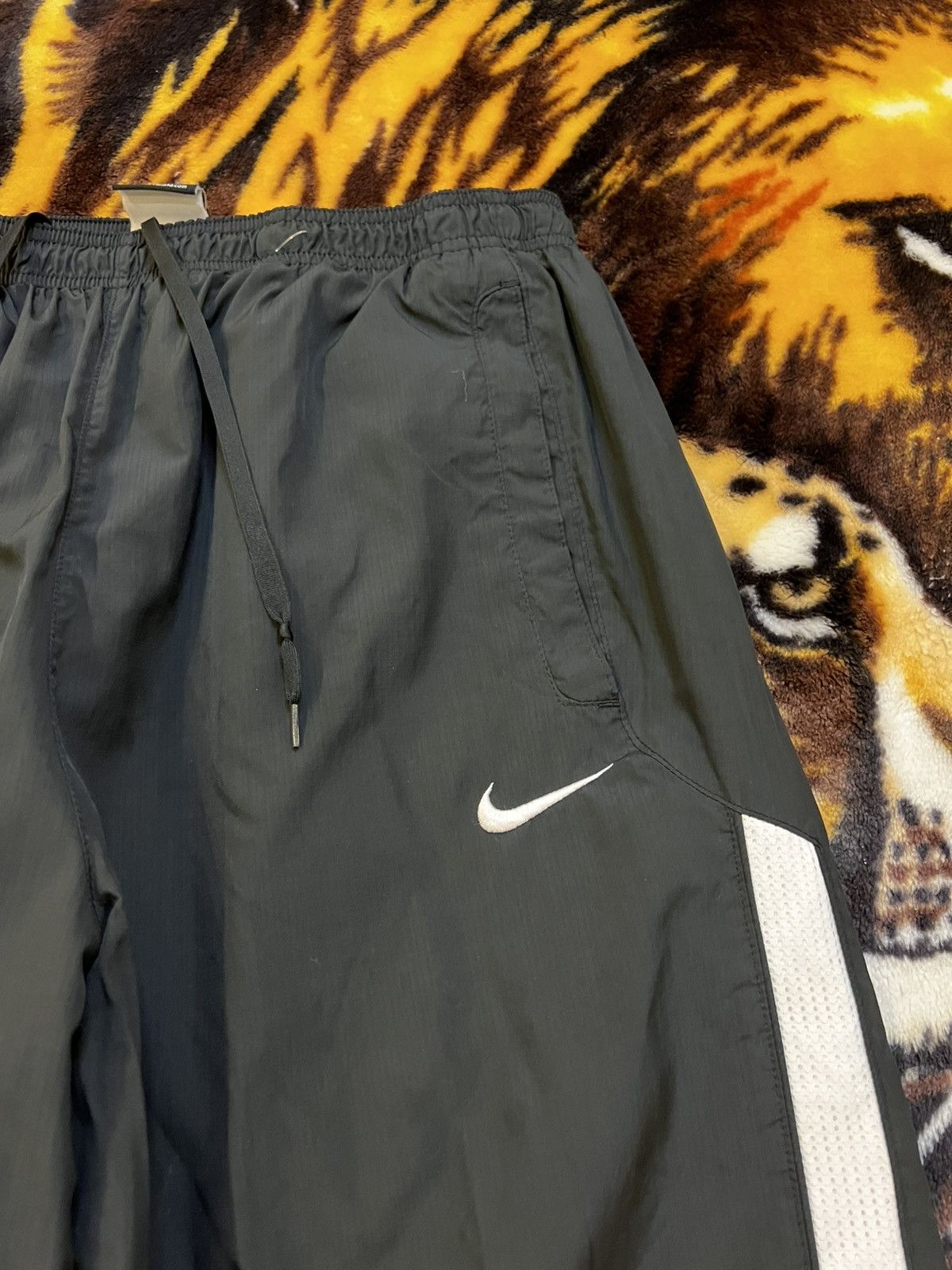 Nike × Vintage NIKE Air-Vent Check Track-Pants Size US 34 / EU 50 - 2 Thumbnail