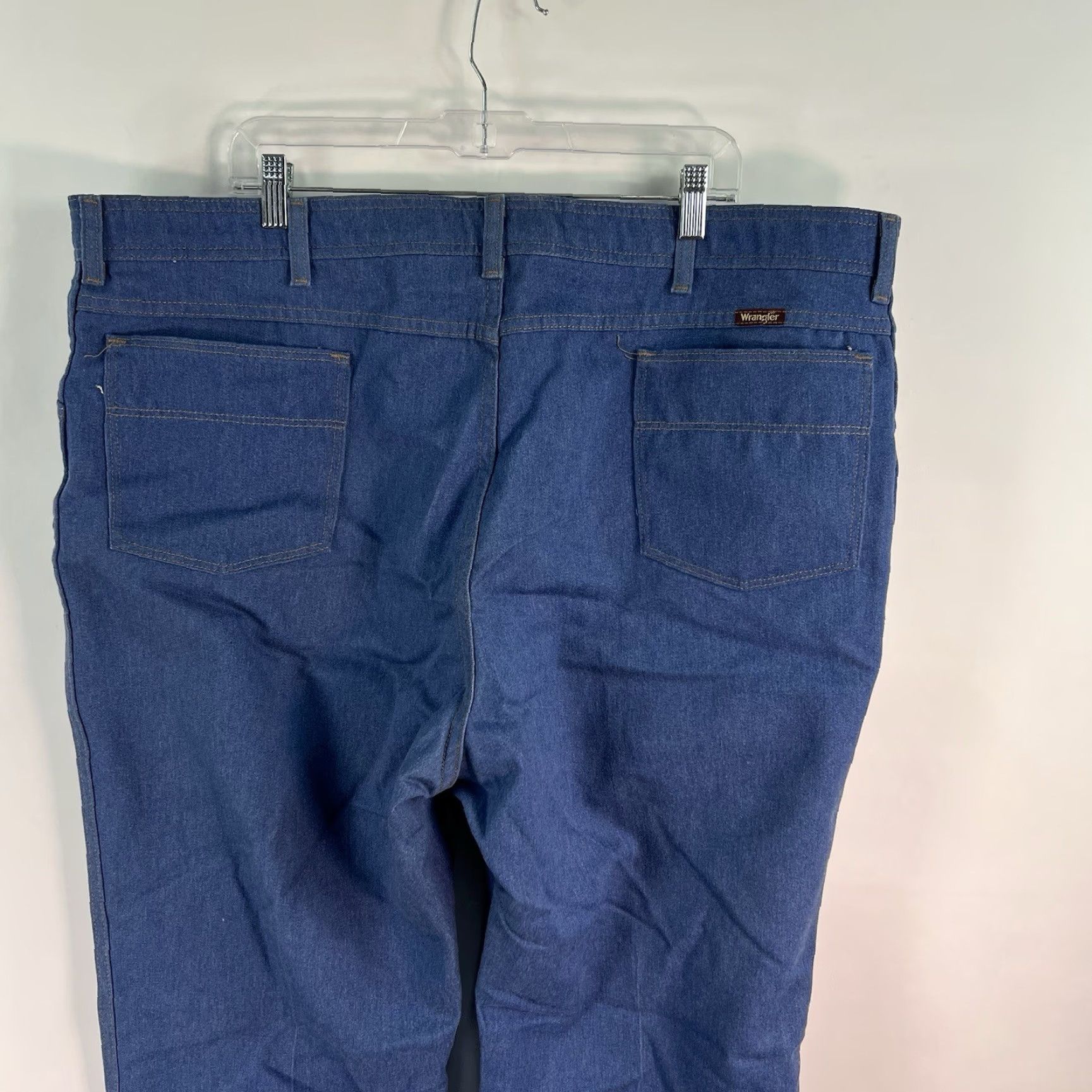 Wrangler VINTAGE Wrangler Jeans Men’s SZ 46 Denim Blue 5-Pocket Straight Leg High Rise Wrangler Rugged Wear Denim Jean Mens – 30 Inseam, Cotton Poly Blend Size US 30 / EU 46 - 5 Thumbnail