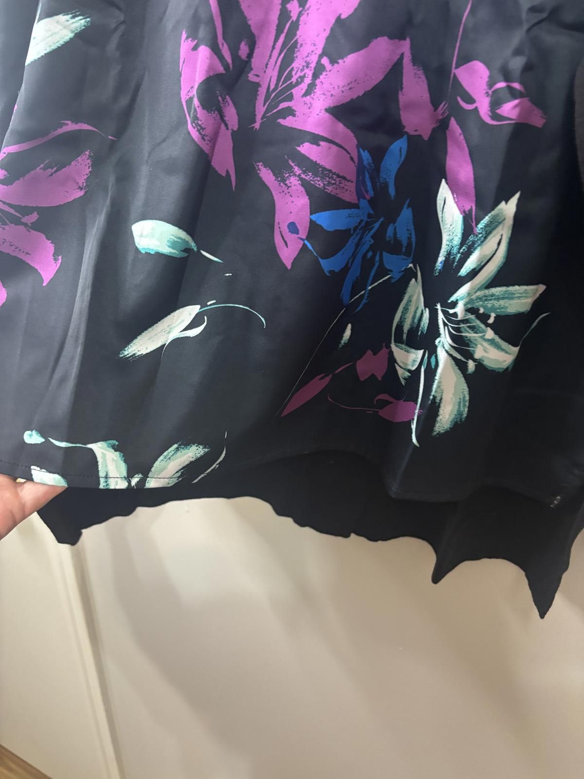 Designer C Wonder Floral Print Pullover Sweater - Size M Size M / US 6-8 / IT 42-44 - 2 Thumbnail