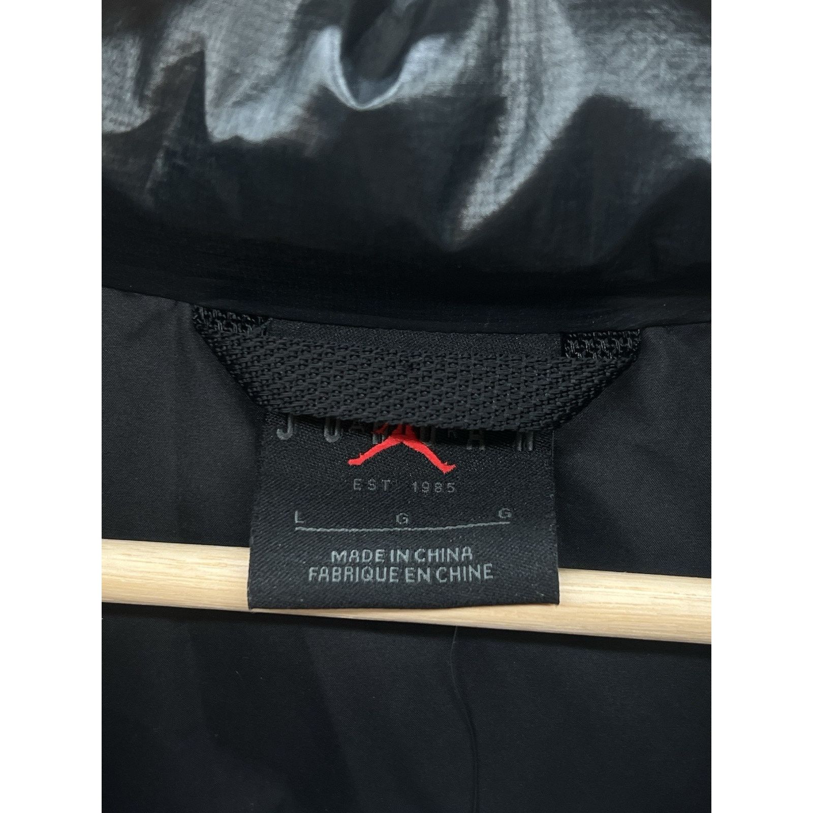 Jordan Brand Jordan Flight Duck Down Shine Puffer Jacket Coat Black Large Size US L / EU 52-54 / 3 - 3 Thumbnail